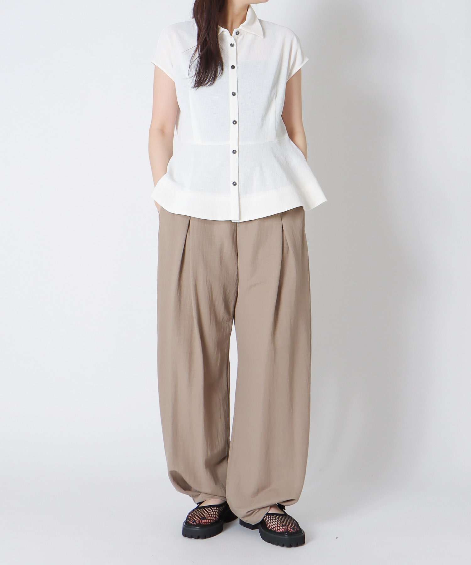 ＜B7＞double gauze soft peplum blouse