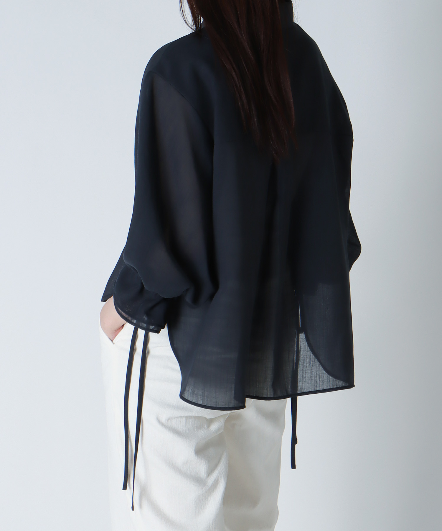 ＜B7＞tech lawn blouse