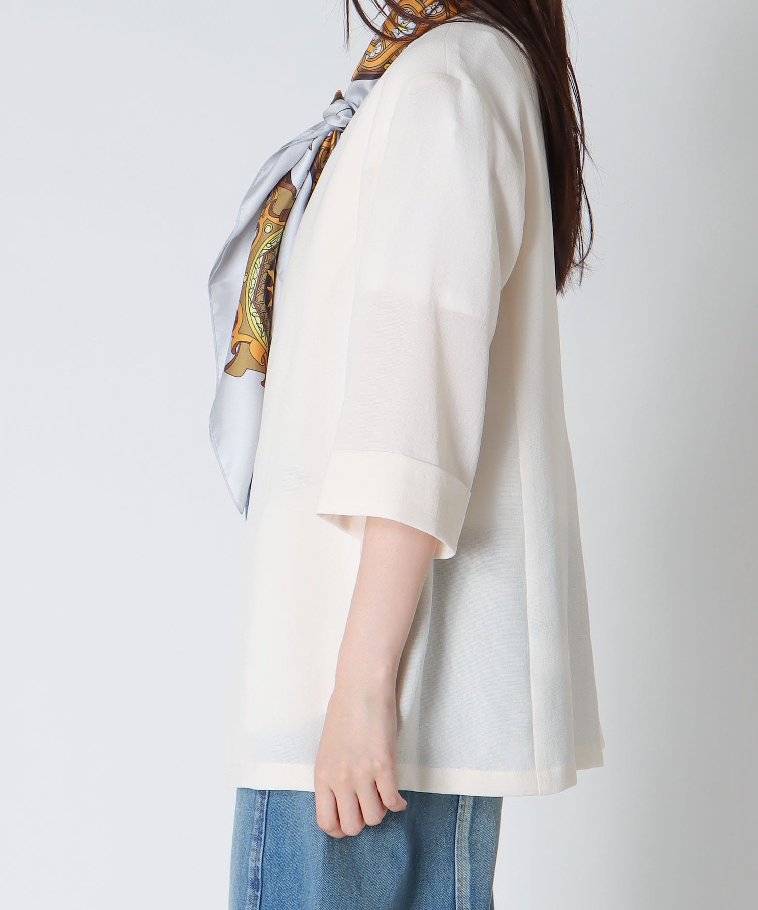 ＜B7＞collarless half sleeve jacket