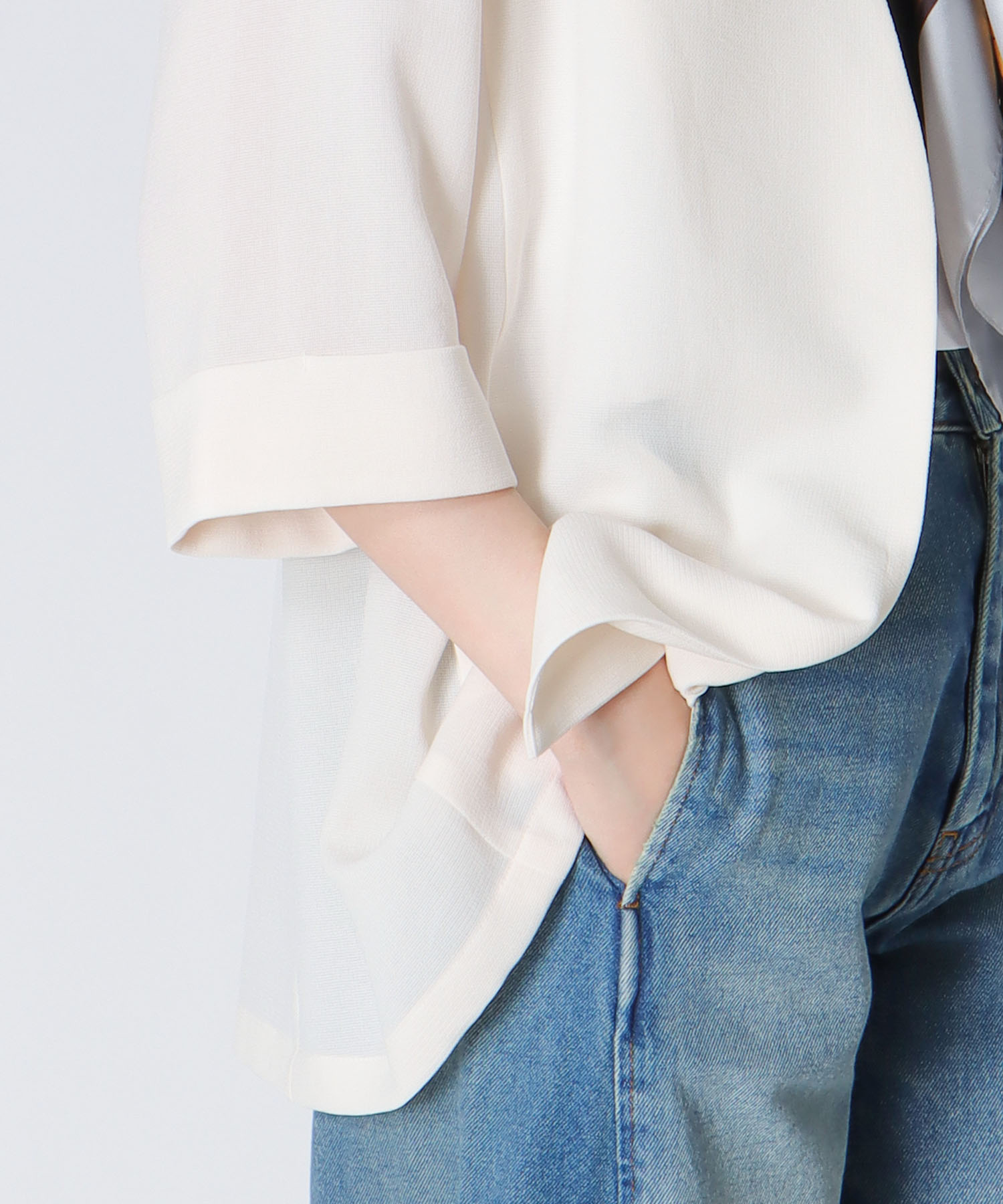 ＜B7＞collarless half sleeve jacket