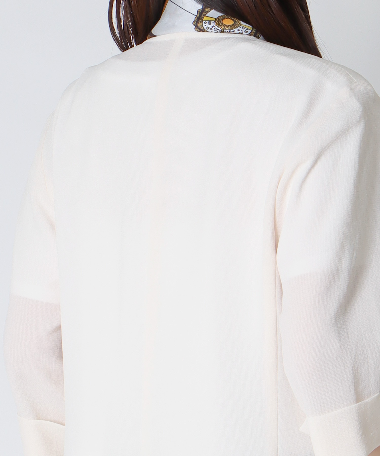 ＜B7＞collarless half sleeve jacket