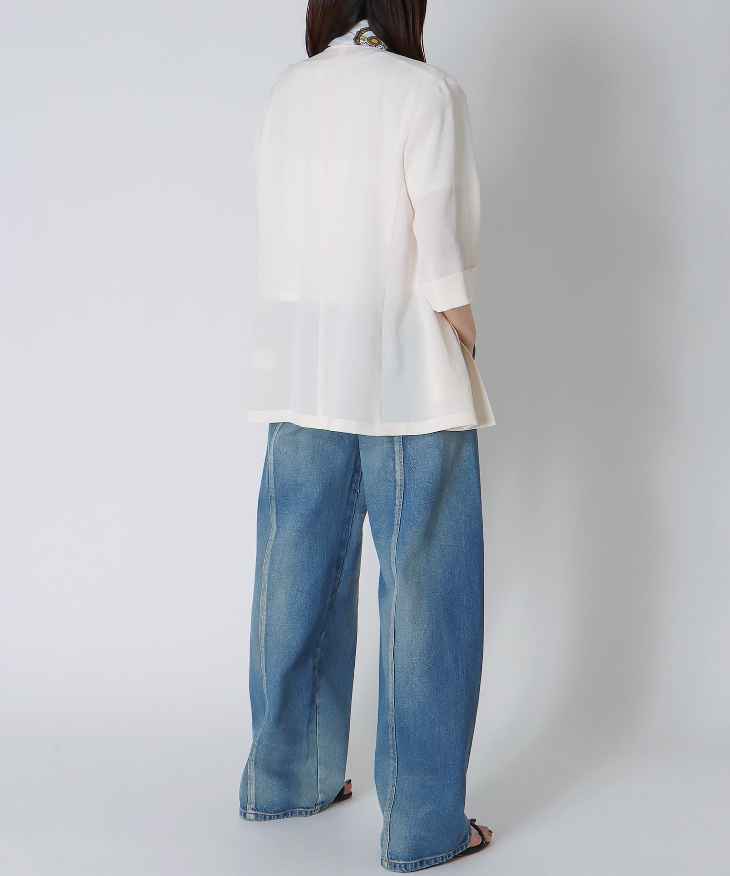 ＜B7＞collarless half sleeve jacket