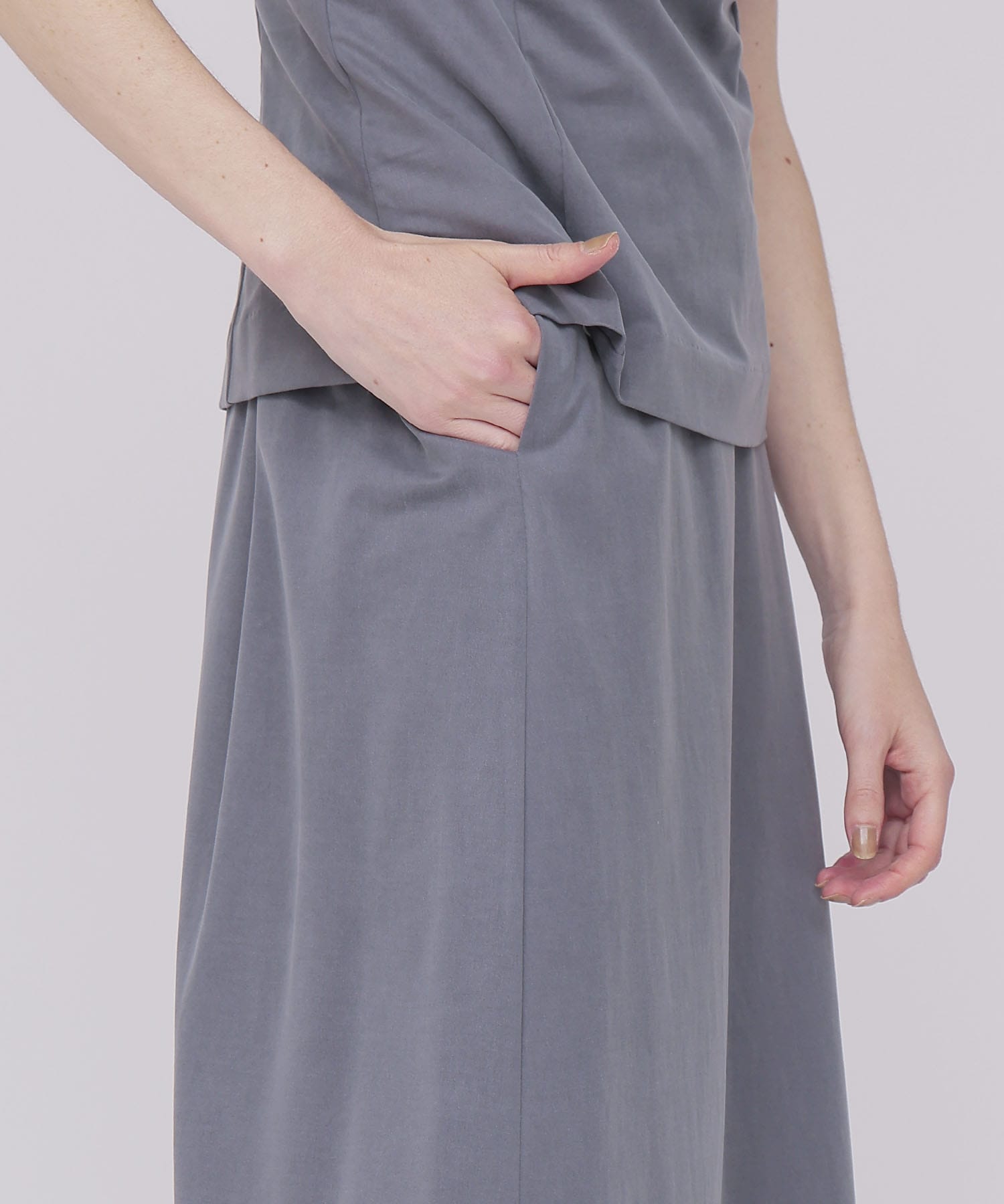 ＜B7＞cupra fibril jersey slit skirt