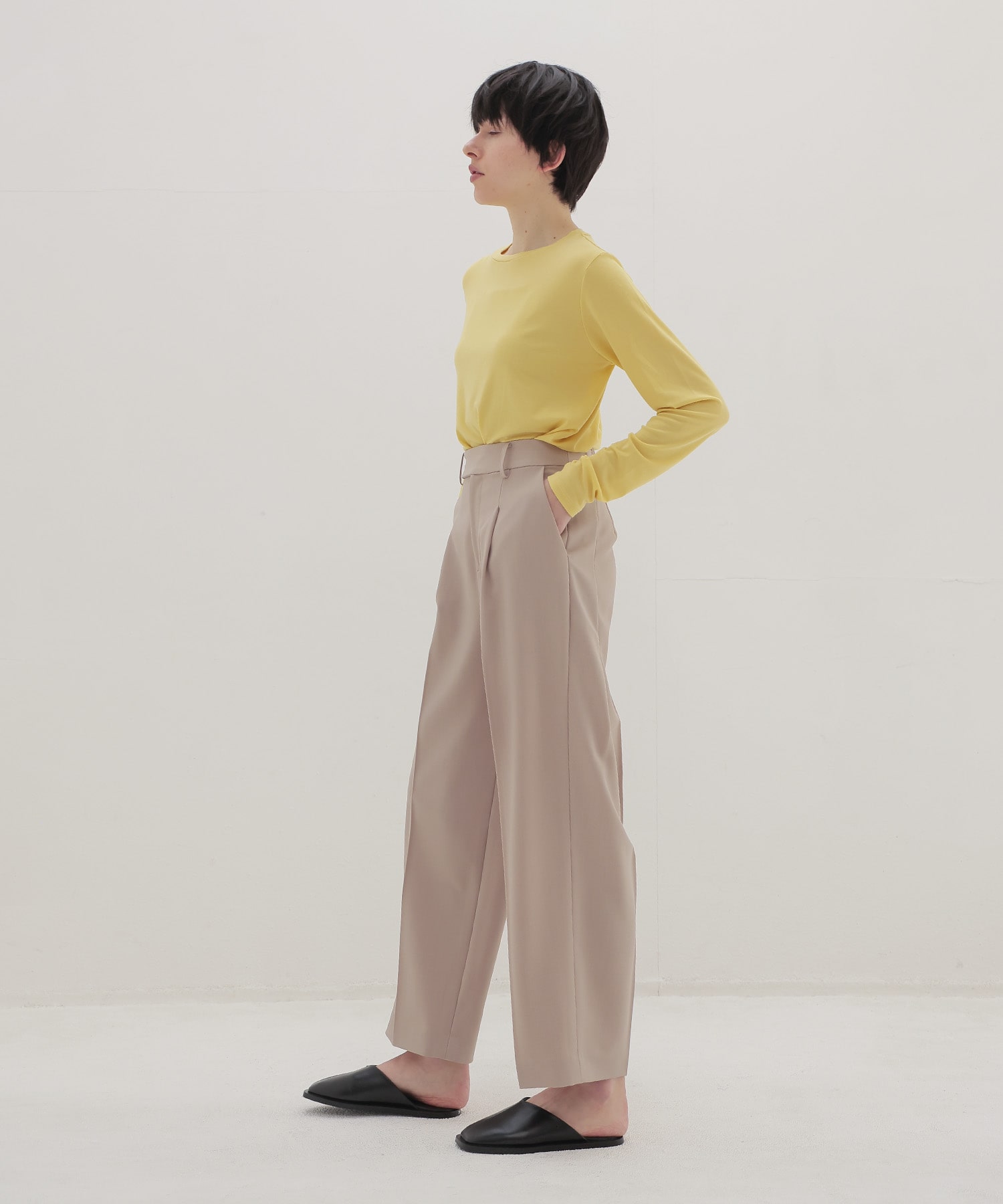 ＜B7＞dry gaba slacks pants