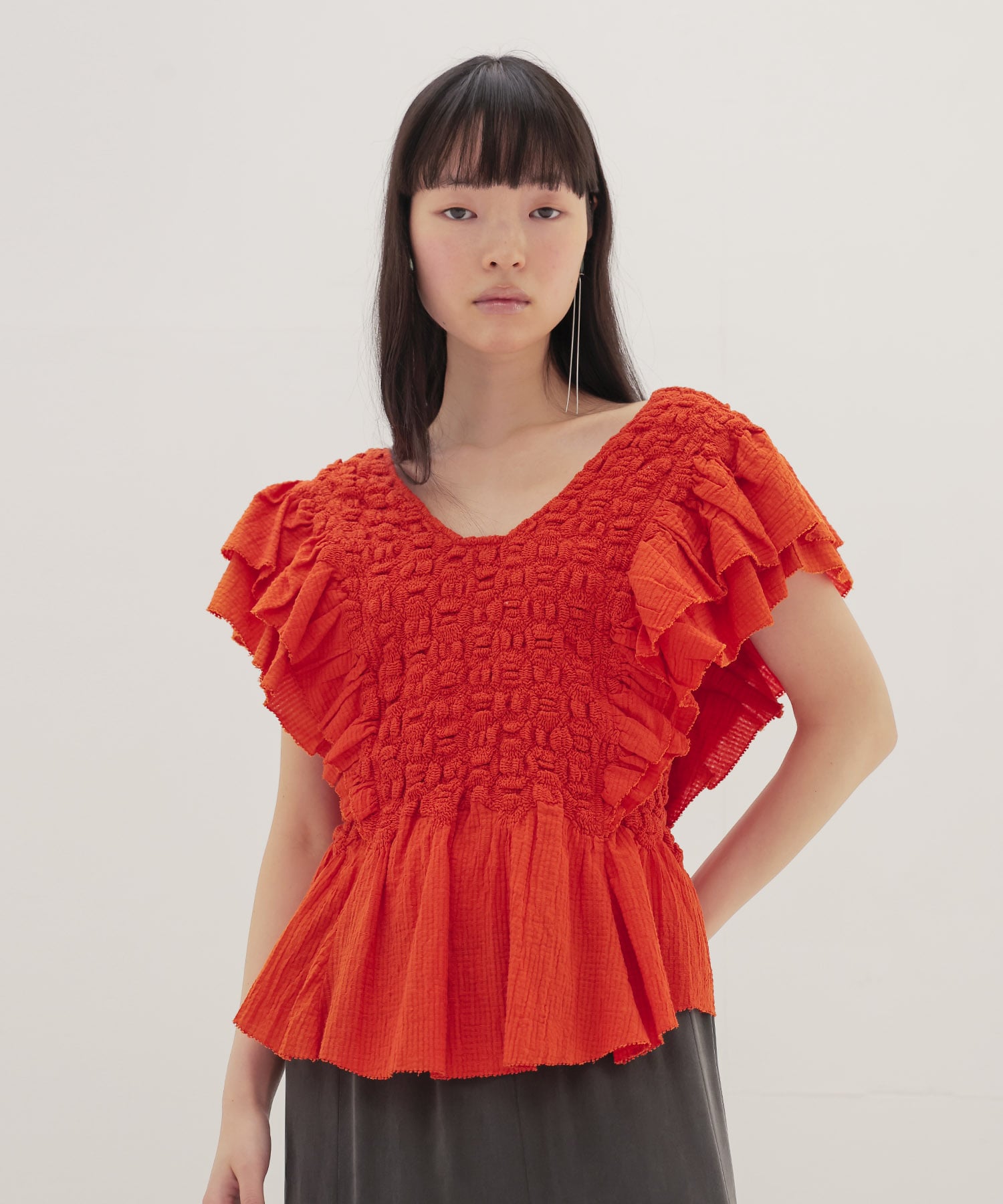 ＜VENIT＞SMOCKING CHECK PULL