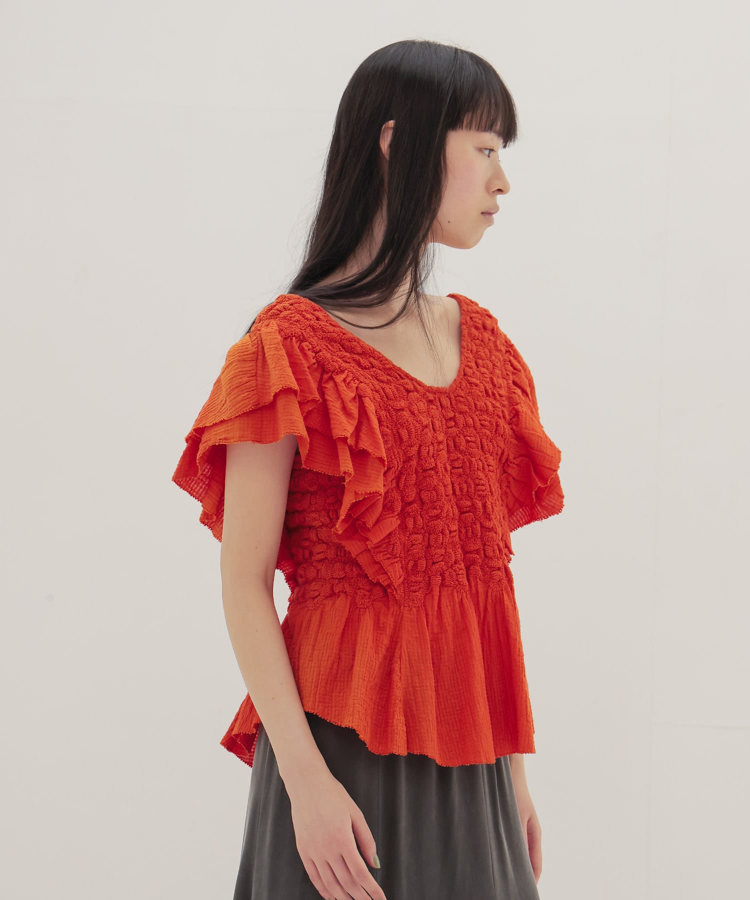 ＜VENIT＞SMOCKING CHECK PULL