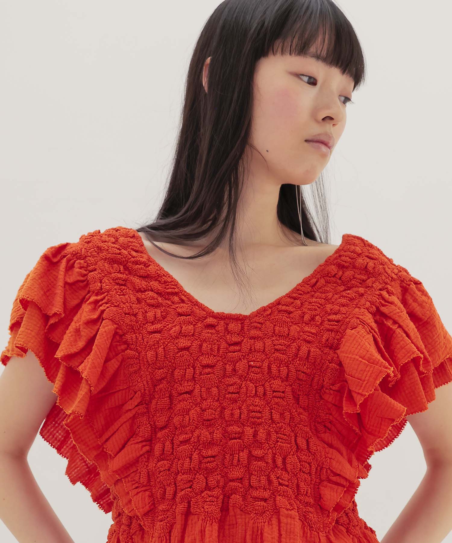 ＜VENIT＞SMOCKING CHECK PULL