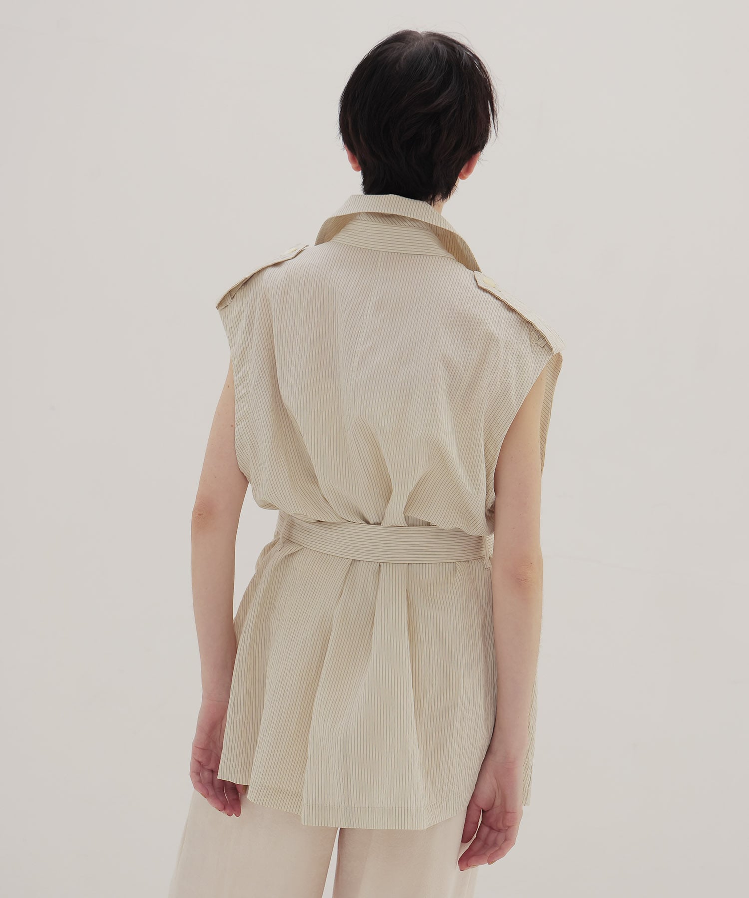 ＜VENIT＞SHORT TRENCH JACKET