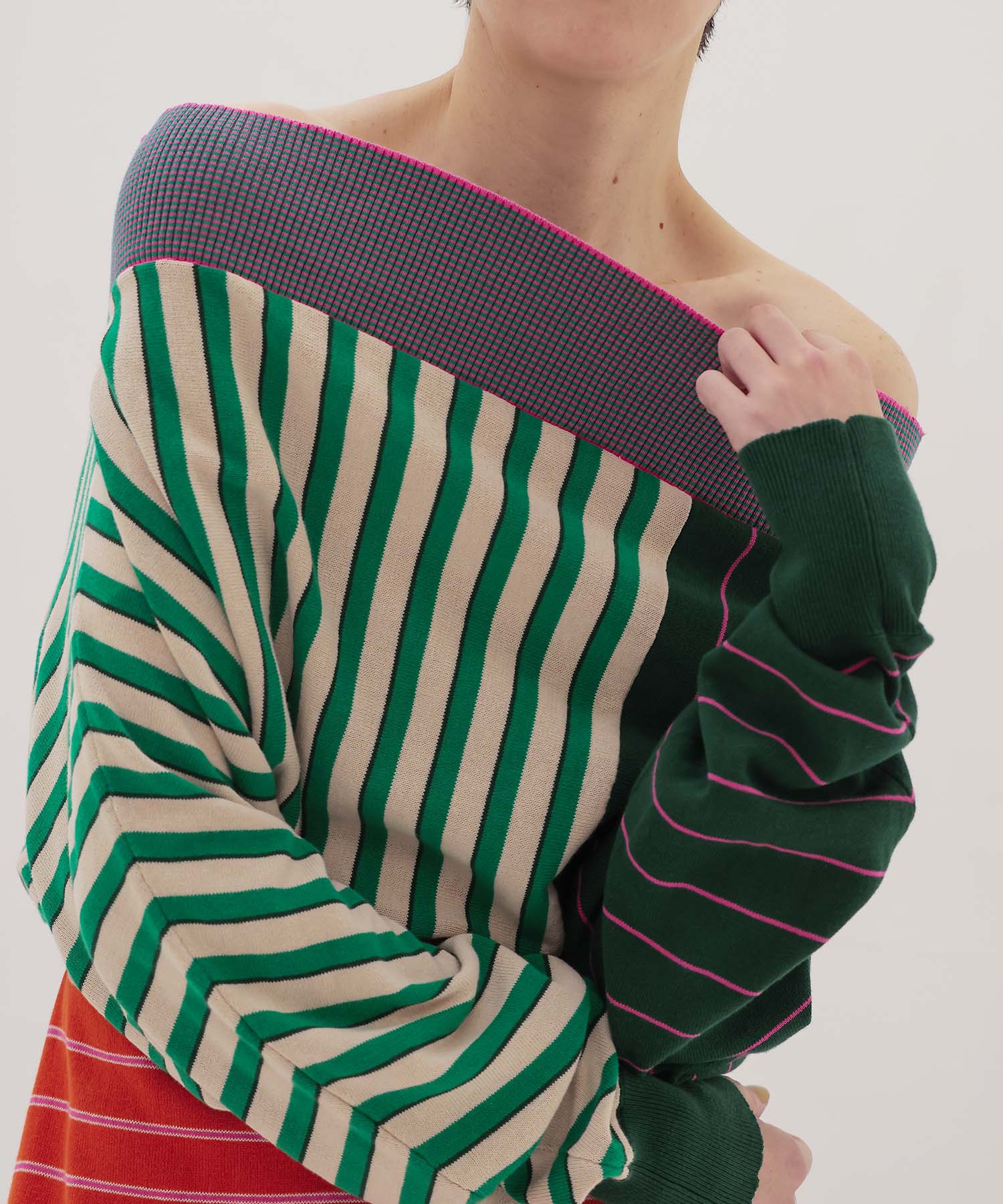 ＜VENIT＞CRAZY BORDER DRESS