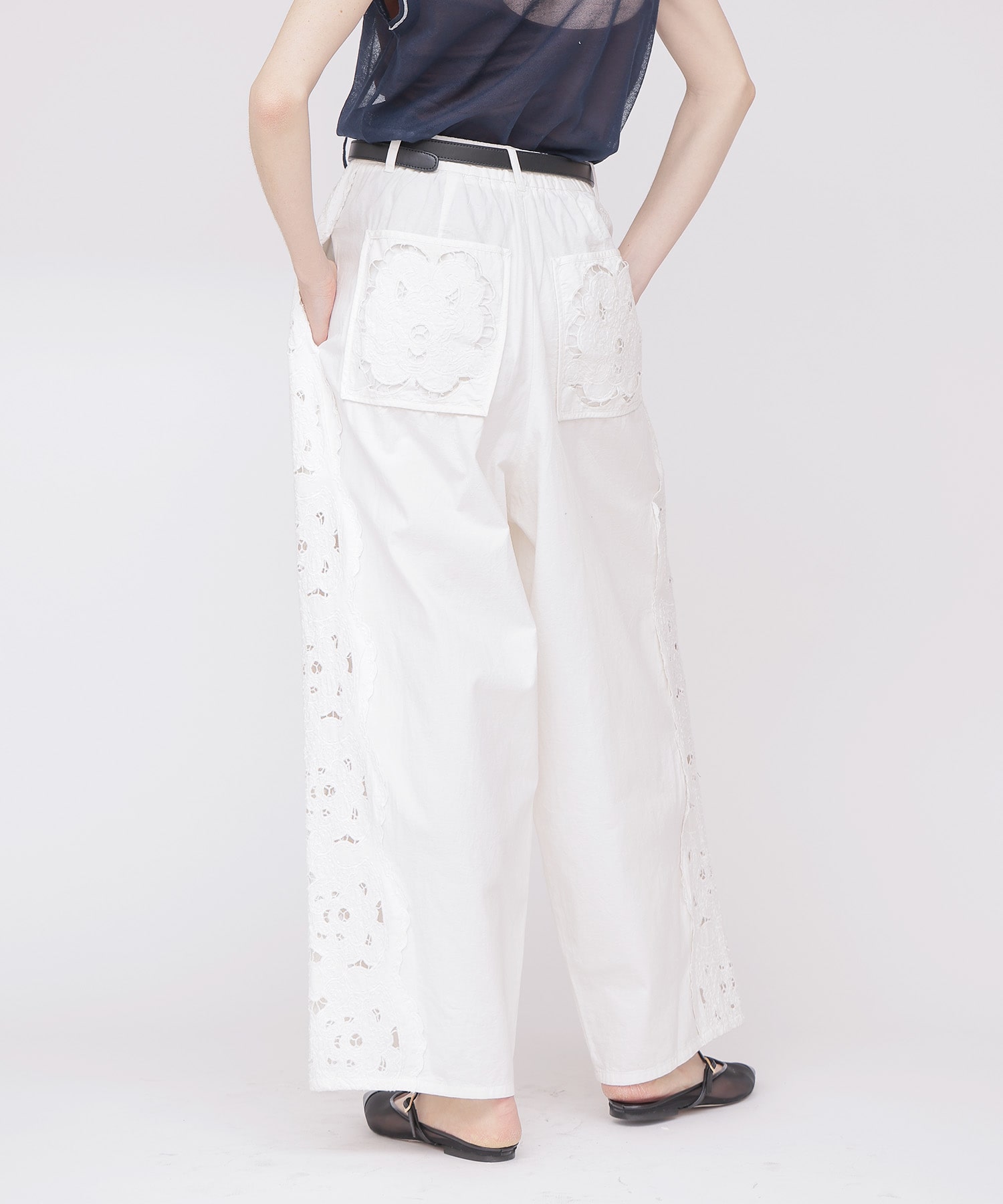 〔お家で試着〕＜VENIT＞CUT WORK LACE EMBROIDERY PANTS