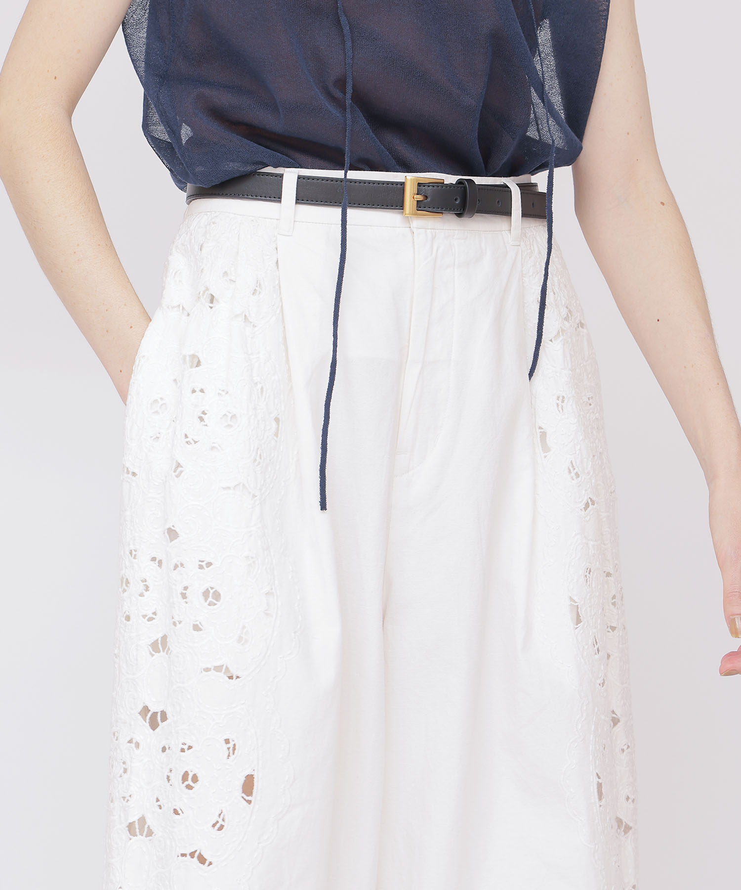 〔お家で試着〕＜VENIT＞CUT WORK LACE EMBROIDERY PANTS