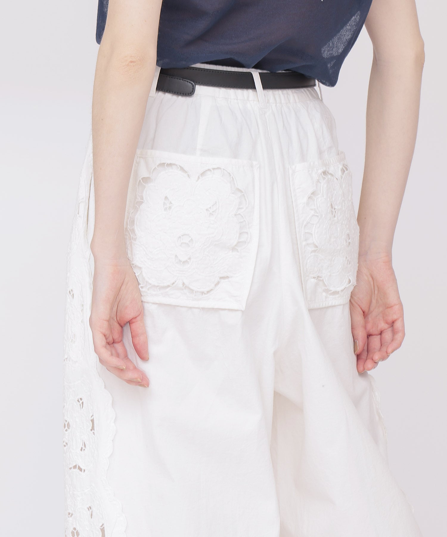 〔お家で試着〕＜VENIT＞CUT WORK LACE EMBROIDERY PANTS