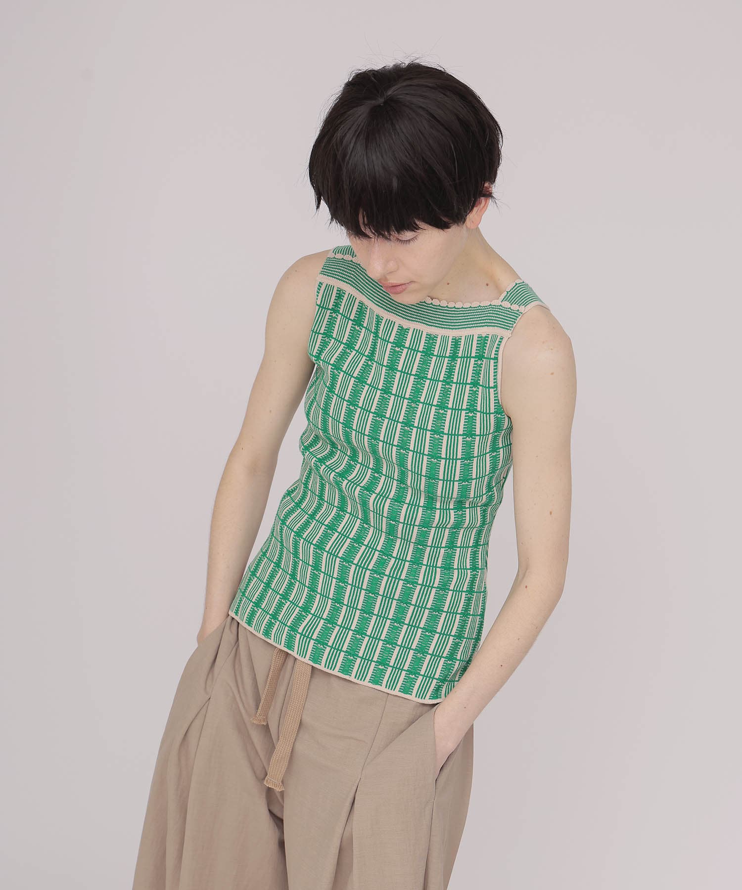 〔お家で試着〕＜VENIT＞RETRO JACQUARD KNIT TANK