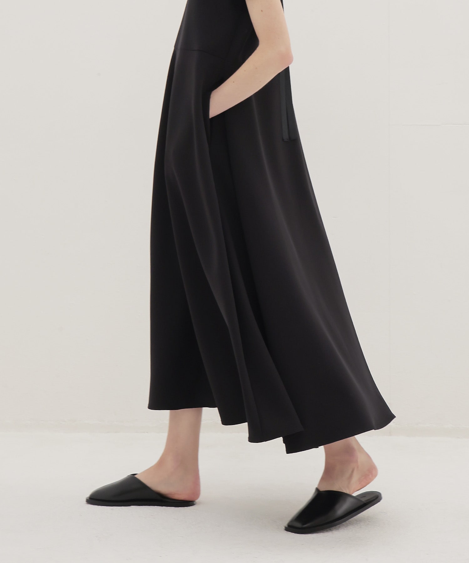 ＜TSURU by Mariko Oikawa＞Shayness