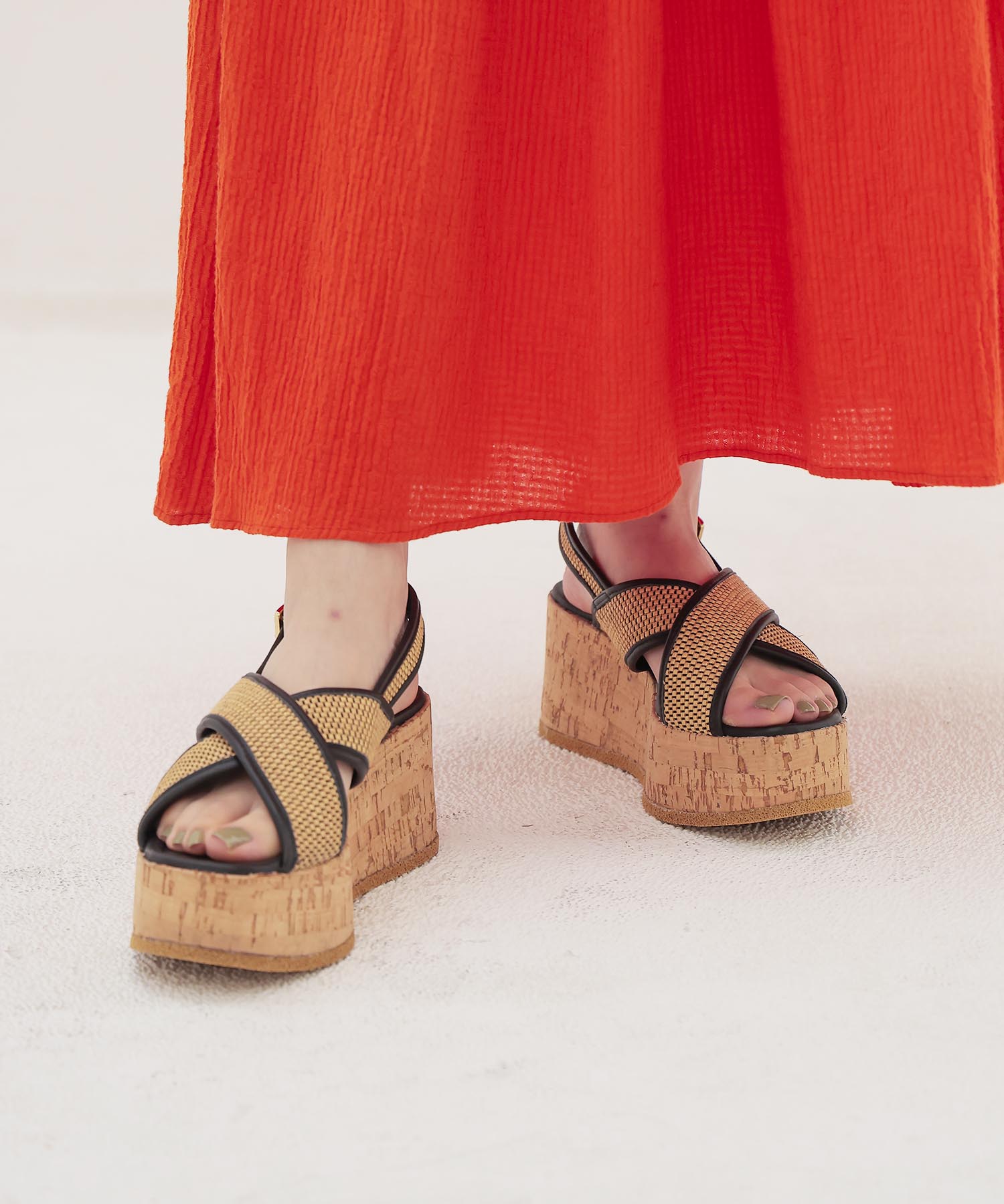＜FABIO RUSCONI＞rafia cross sling backs sandal