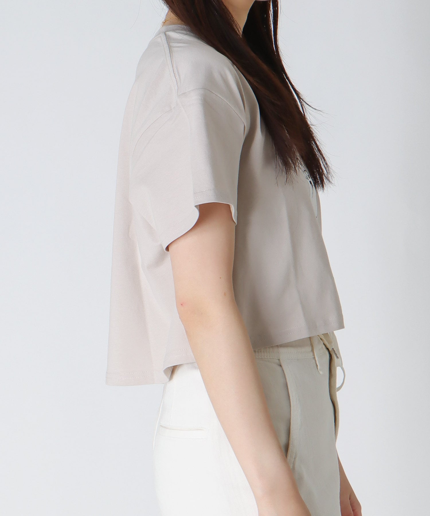 ＜BLACK SCORE＞MIU MIN CROPPED TEE