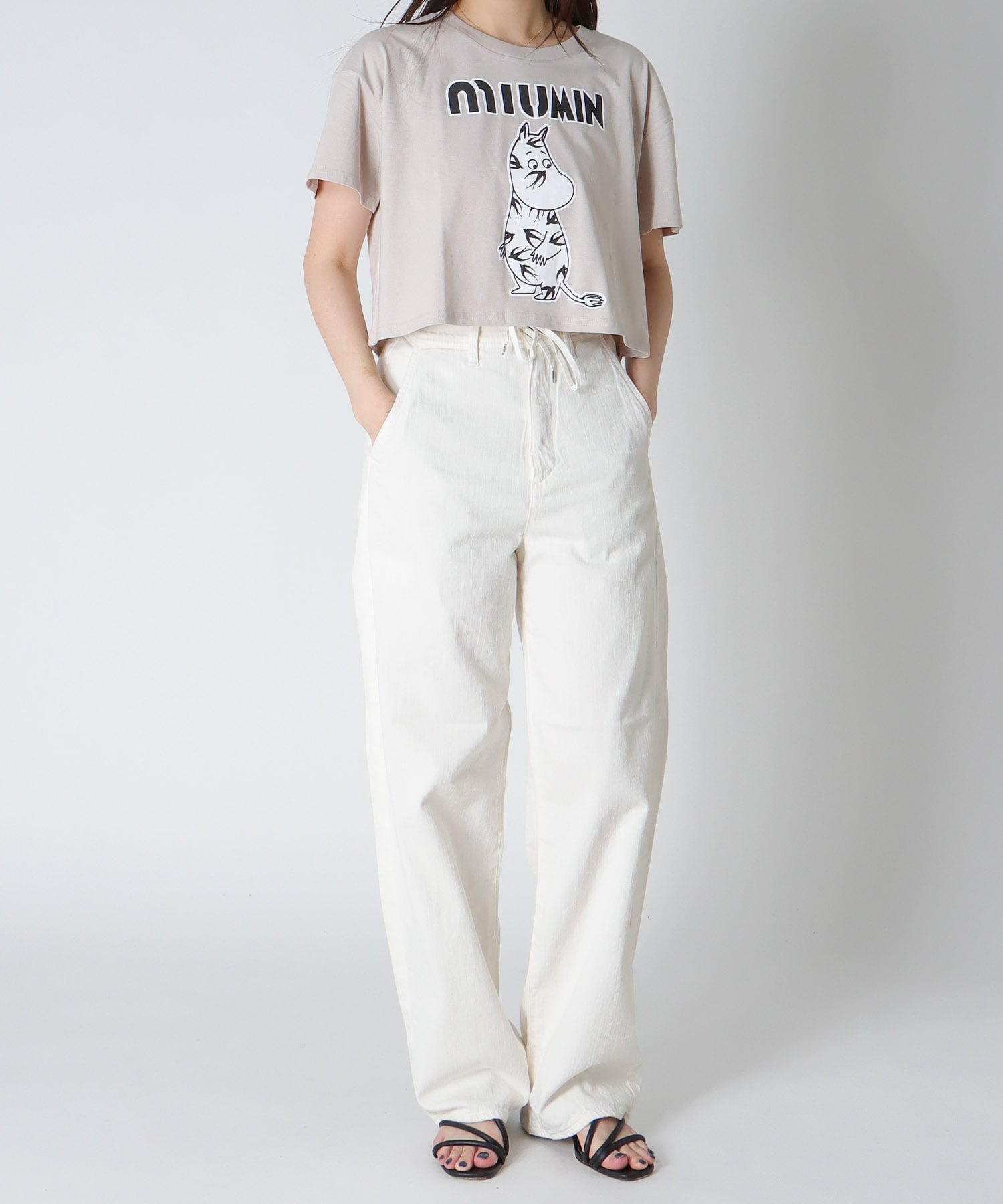 ＜BLACK SCORE＞MIU MIN CROPPED TEE