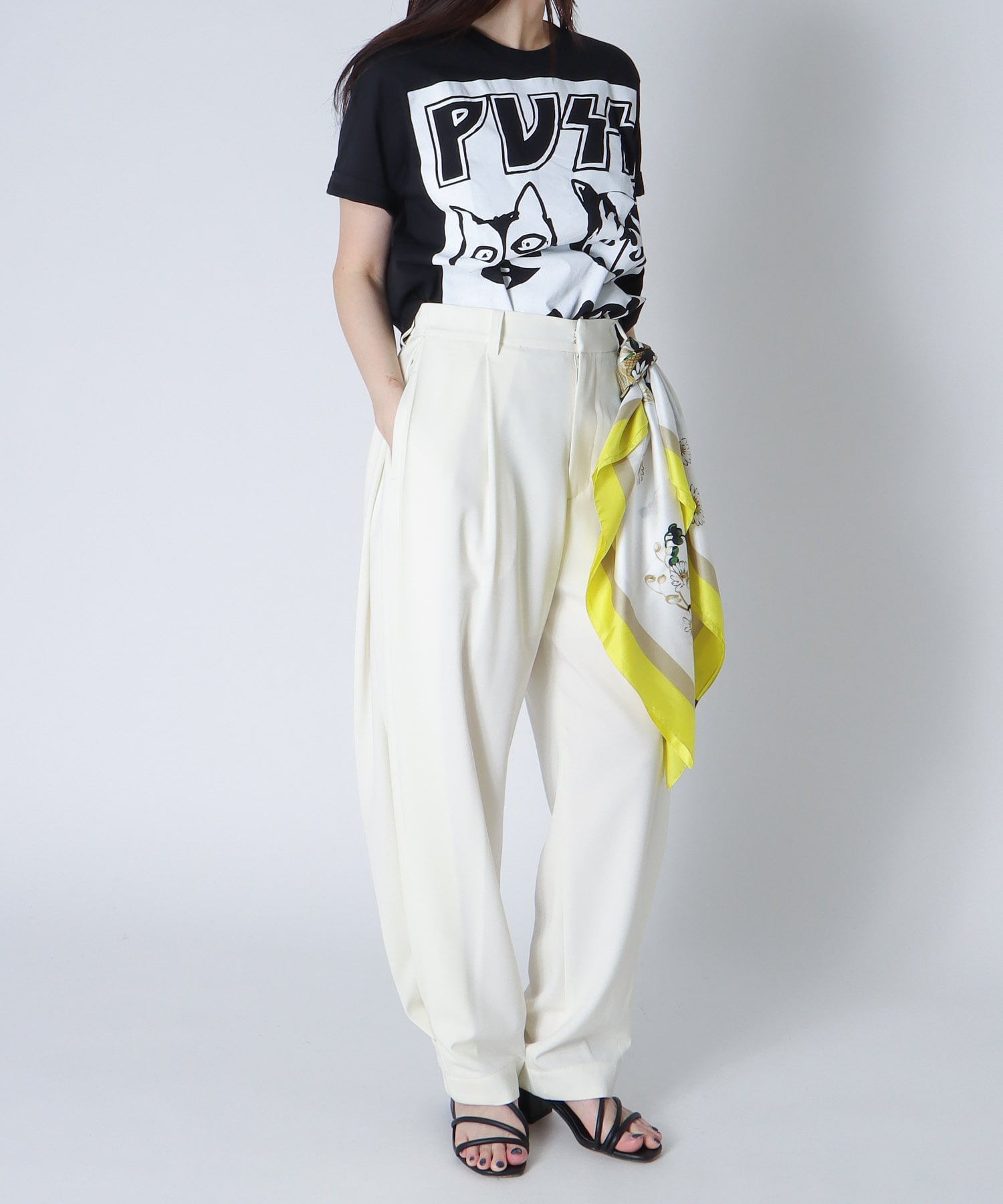 ＜BLACK SCORE＞KISS PUSS TEE