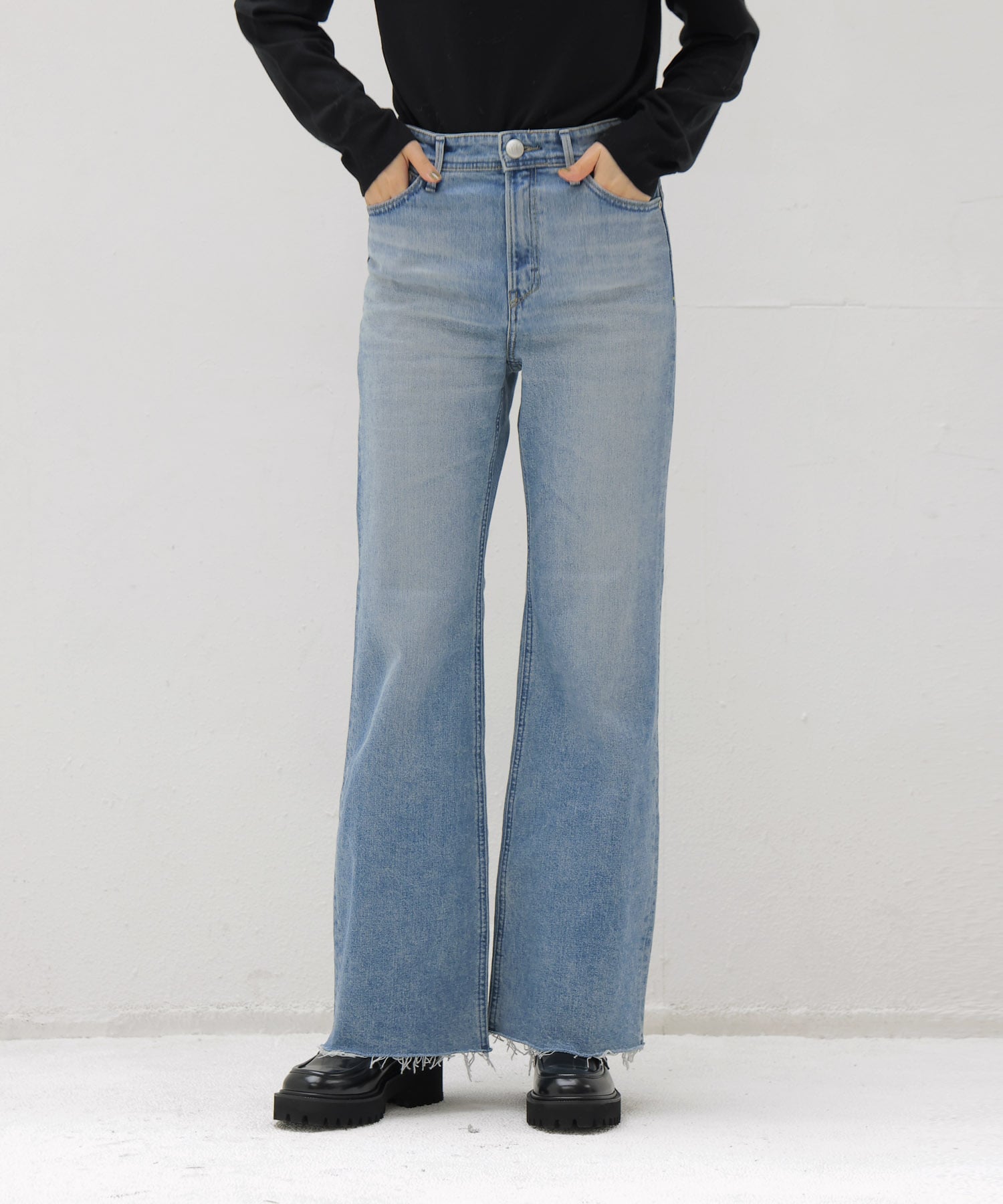 【YANUK/ヤヌーク】CLAIRE Flare denim