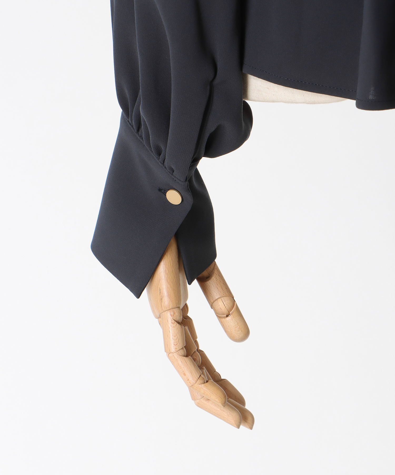 【B7/ベーセッツ】volume short blouse