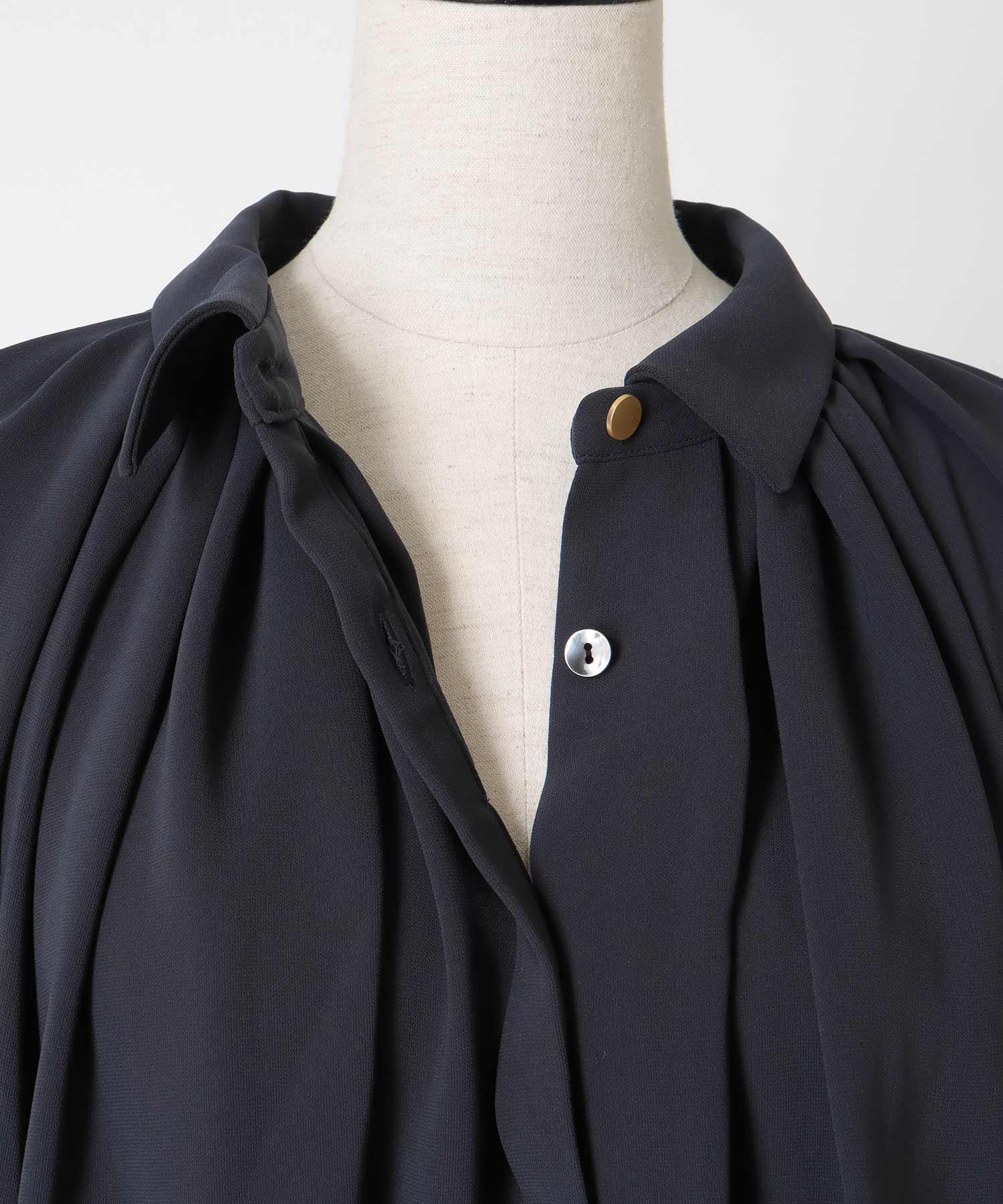 【B7/ベーセッツ】volume short blouse