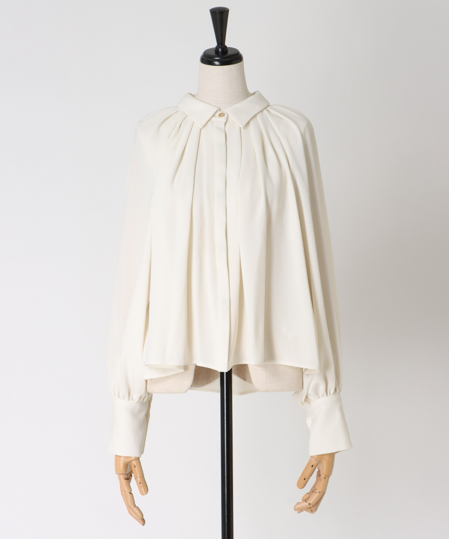 【B7/ベーセッツ】volume short blouse