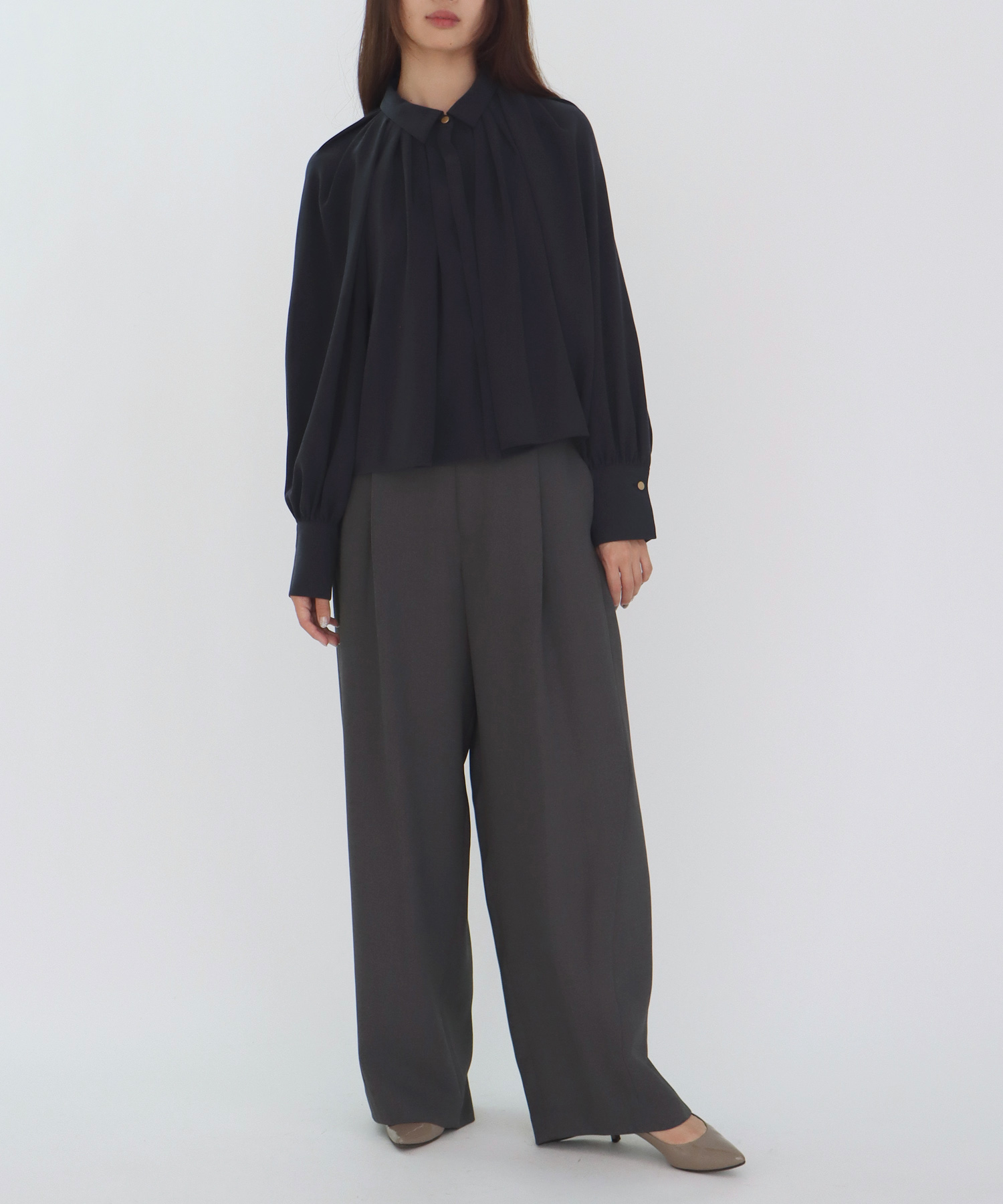 【B7/ベーセッツ】volume short blouse