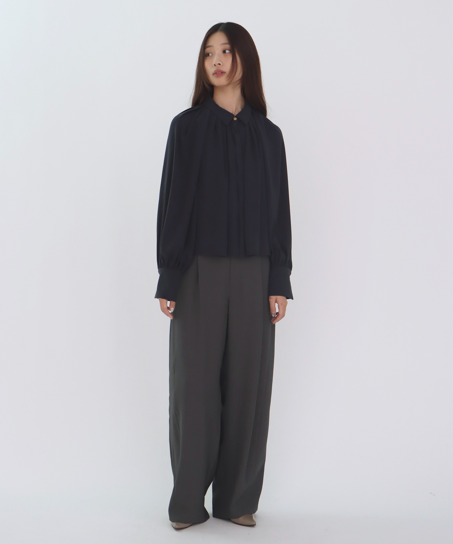 【B7/ベーセッツ】volume short blouse