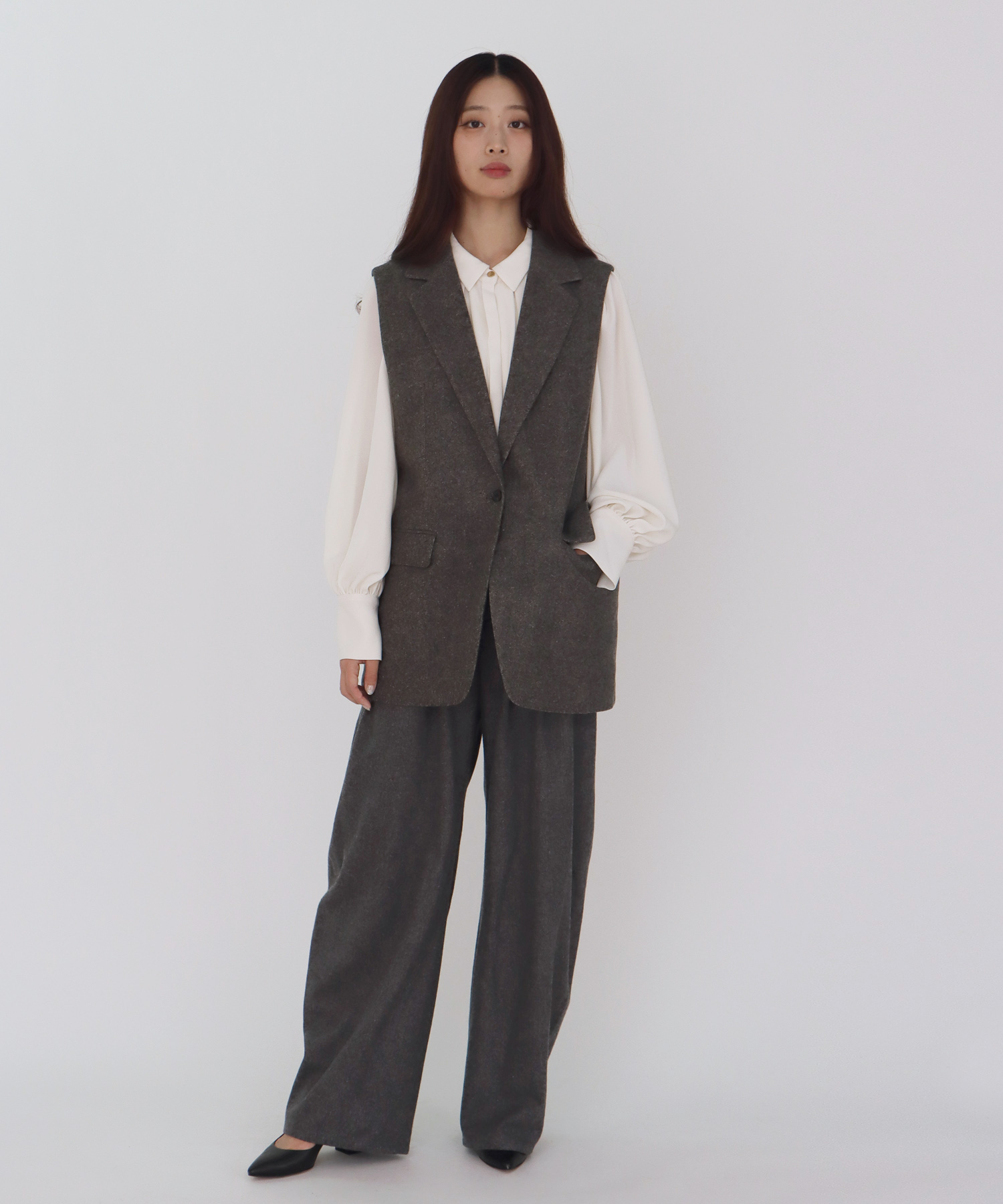 【B7/ベーセッツ】I line tweed gilet