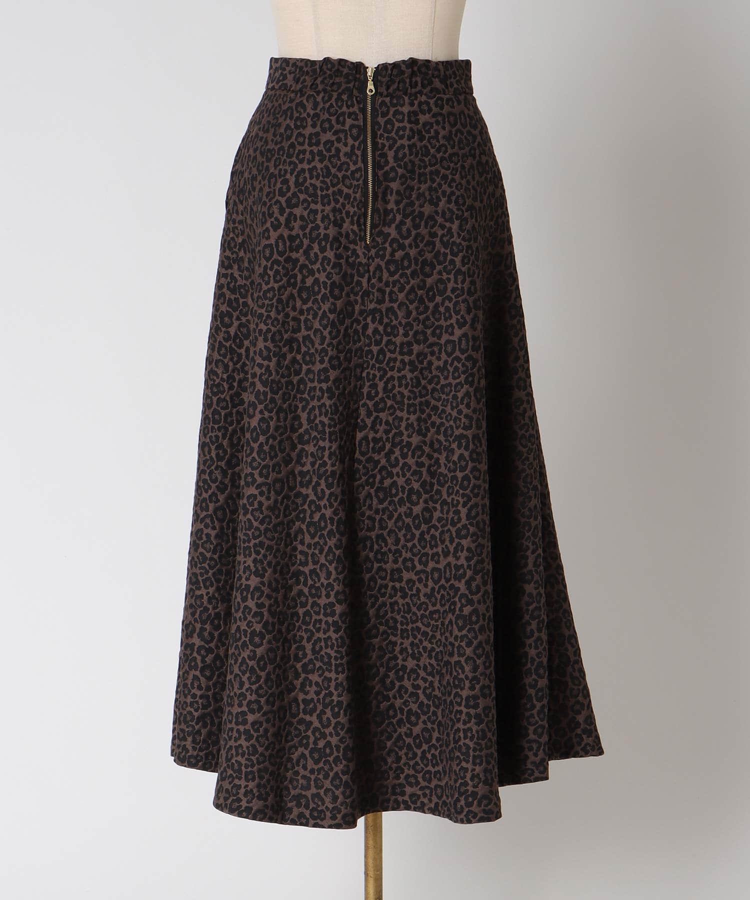 【B7/ベーセッツ】leopard jacquard skirt