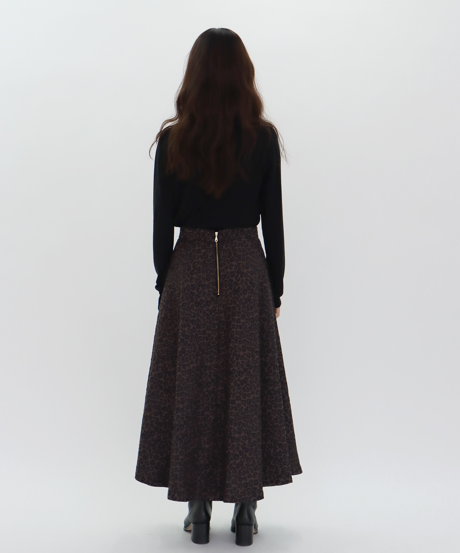 【B7/ベーセッツ】leopard jacquard skirt