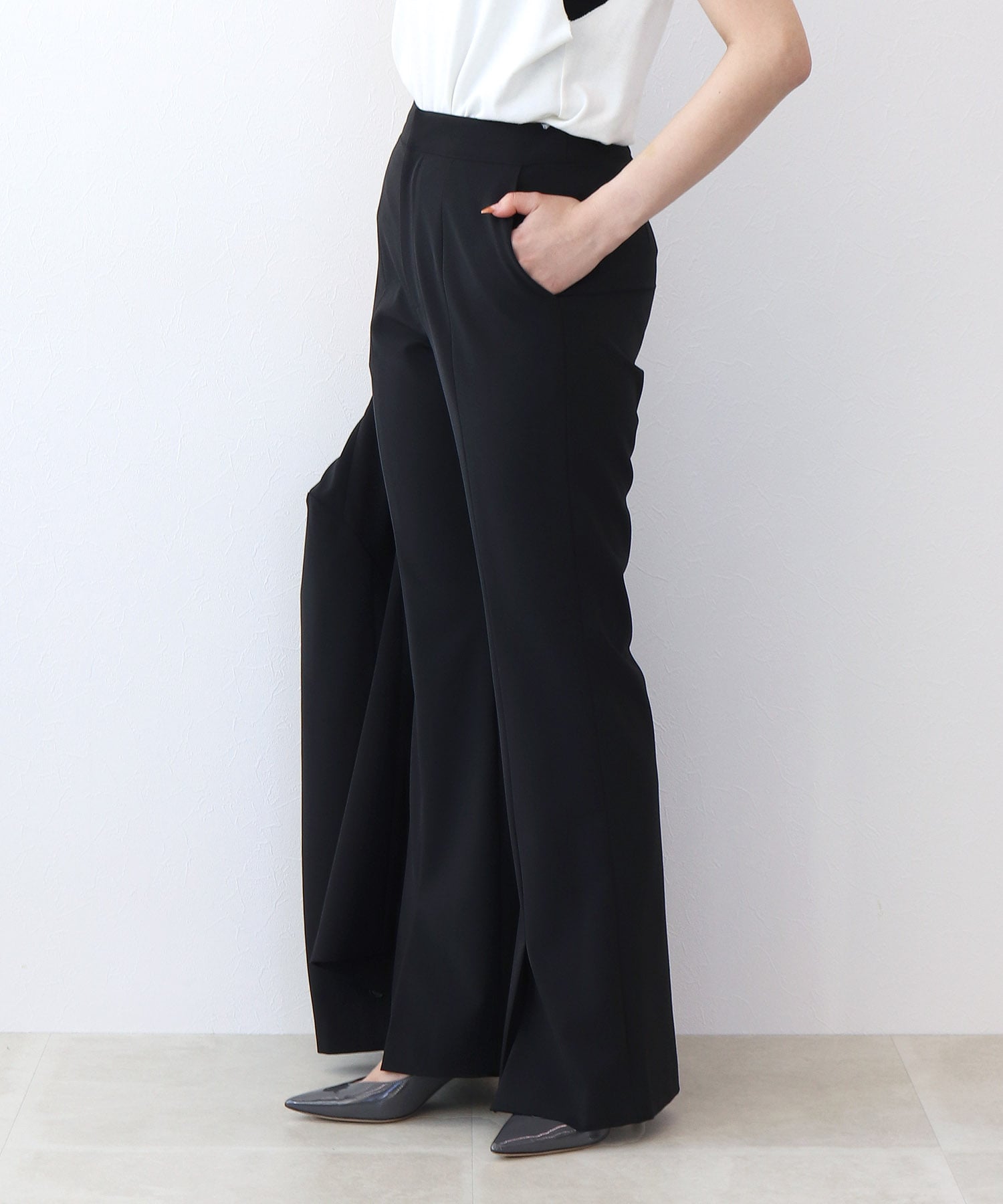 B7＞stefany slit pants | AND ON JIONE STORE（アンドオン）ジオン