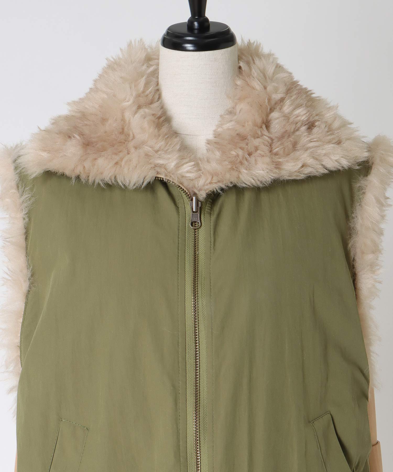 【venit/ヴェニット】REVERSIBLE FUR VEST