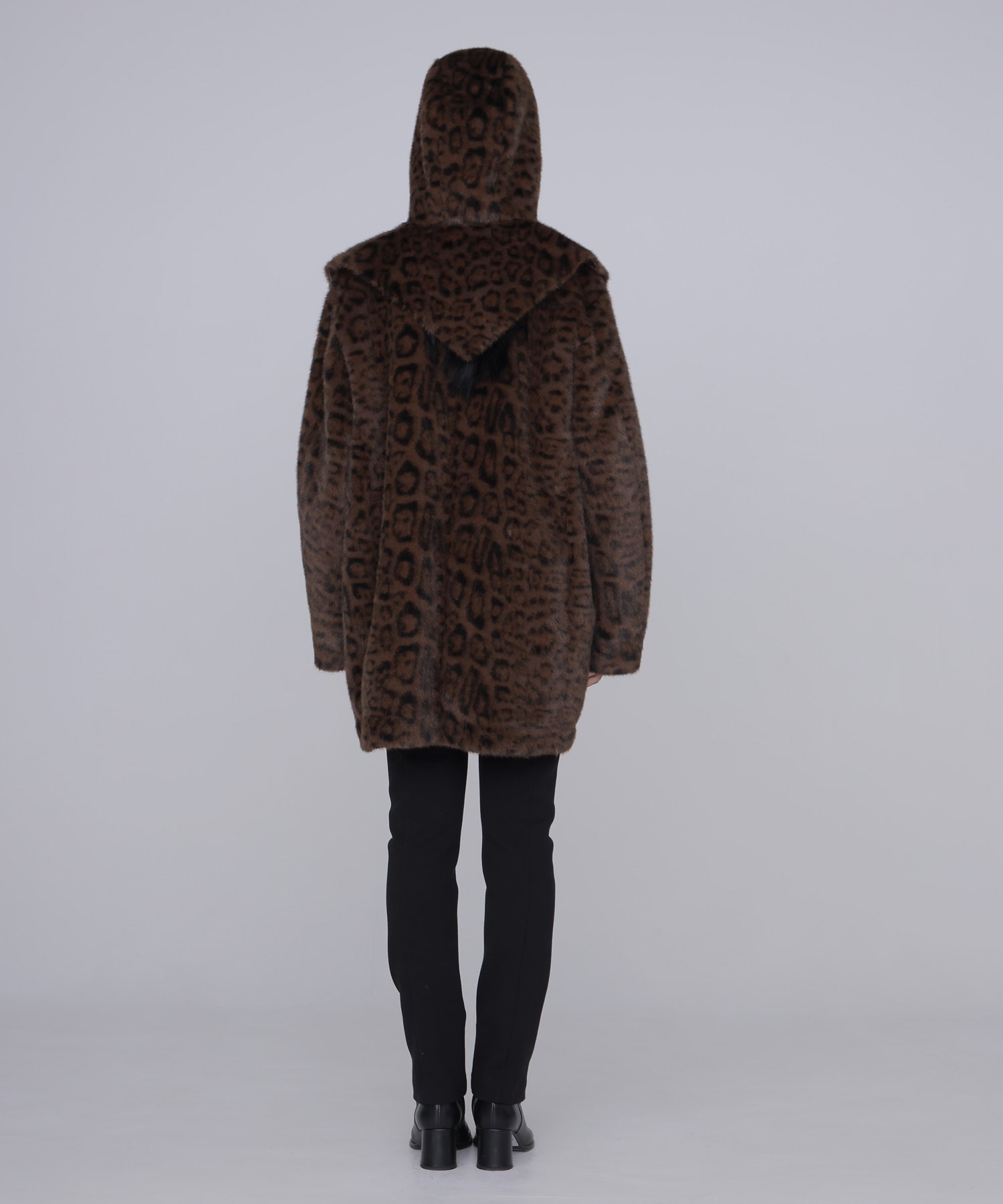 【venit/ヴェニット】LEOPARD COAT