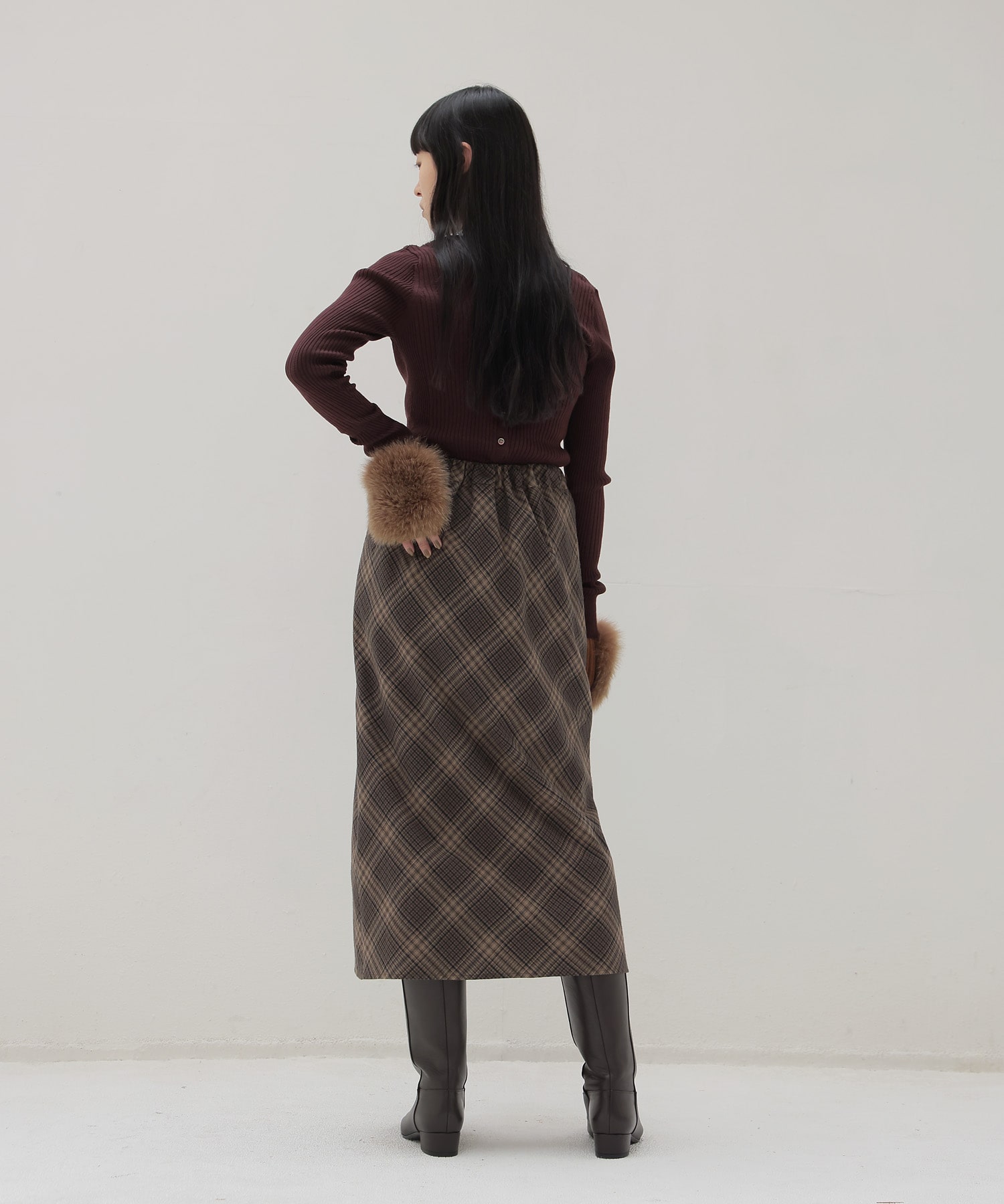 【venit/ヴェニット】ACETATE WOOL RIB VNECK PULL