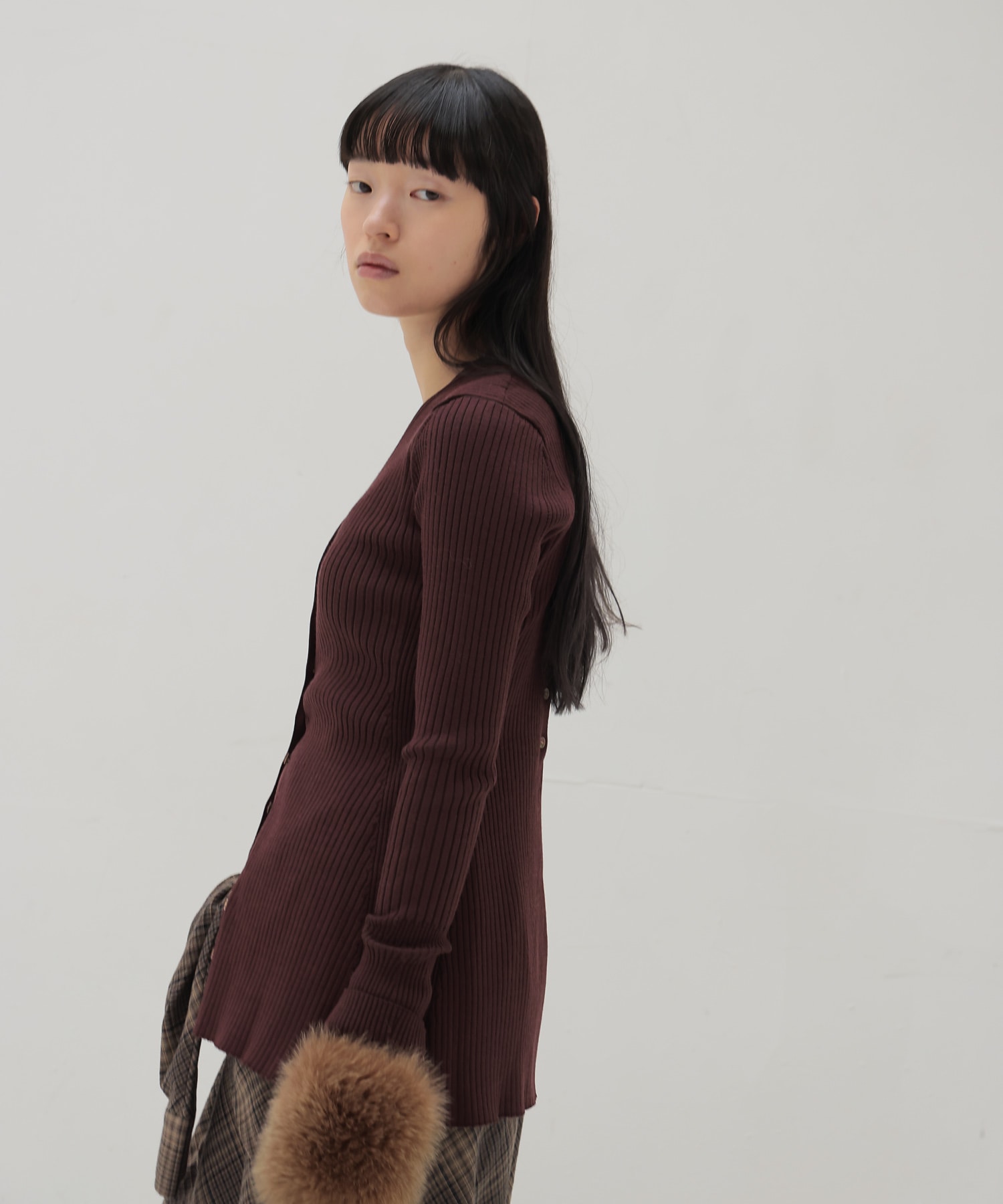 【venit/ヴェニット】ACETATE WOOL RIB VNECK PULL