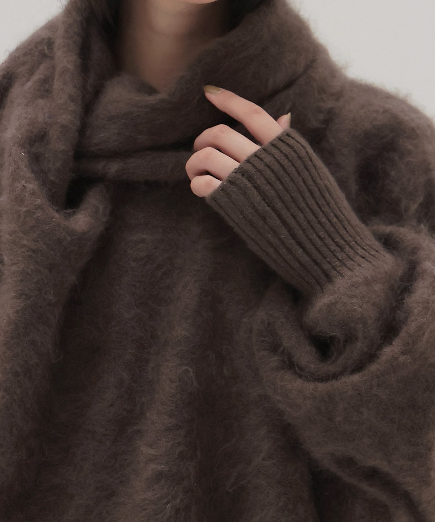 【venit/ヴェニット】BRUSHED STOLE KNIT