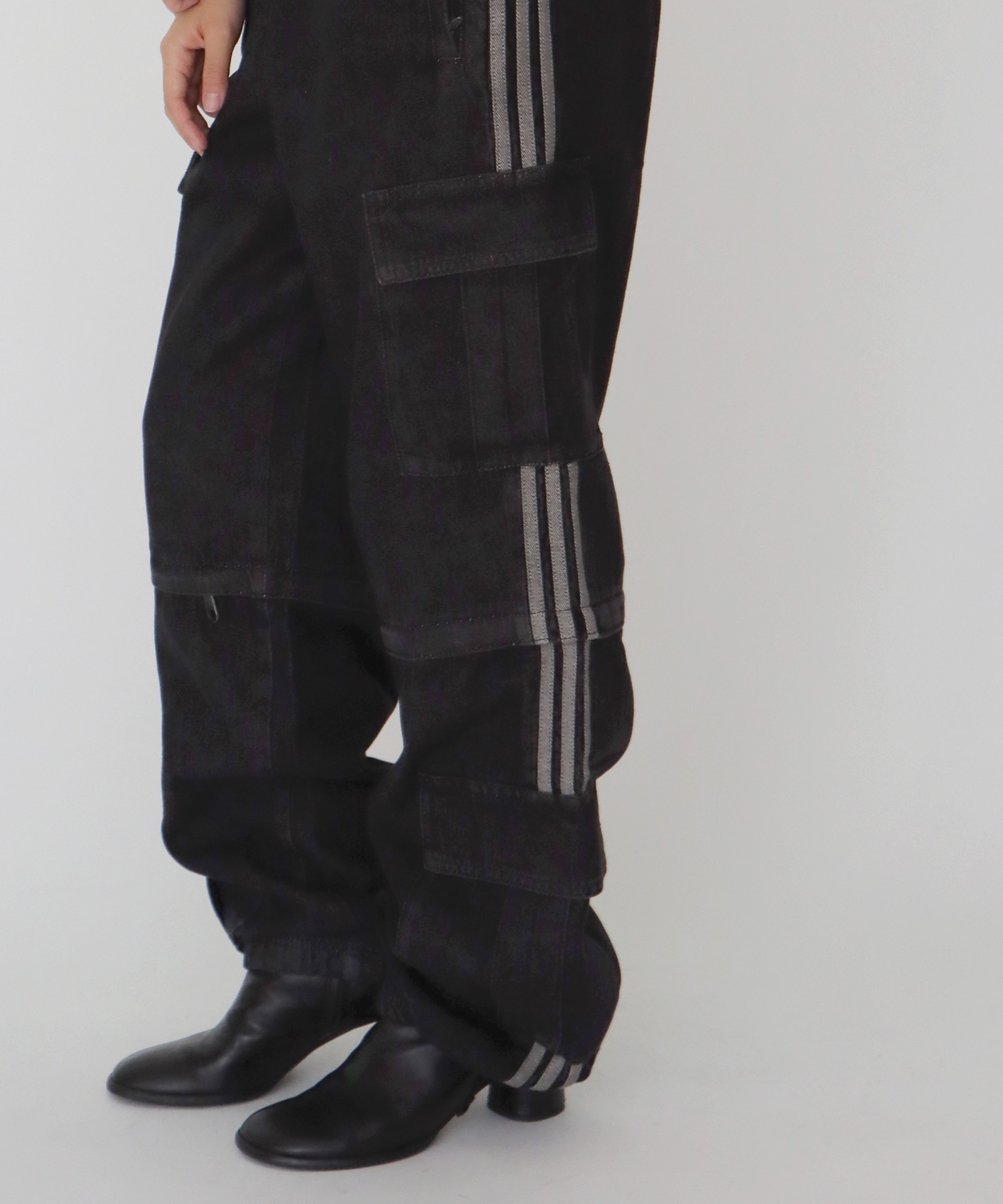 【adidas Originals/アディダスオリジナルス】DENIM 2 IN ONE PANT