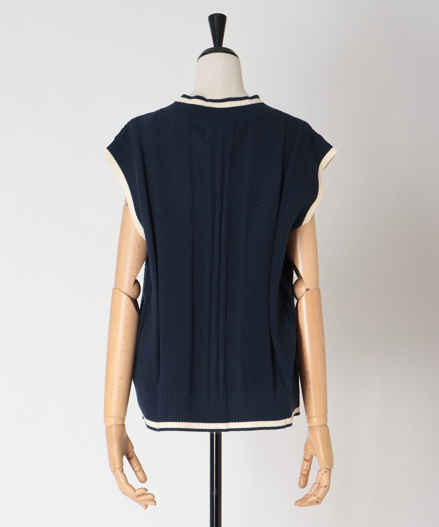 【adidas Originals/アディダスオリジナルス】CABLE KNIT VEST