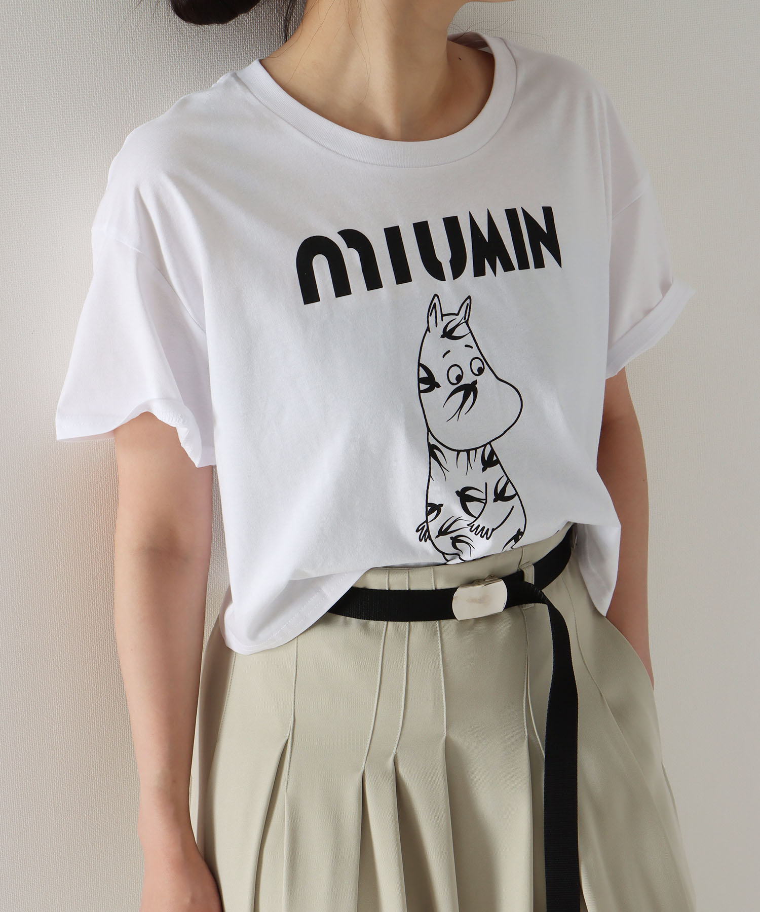 ＜BLACK SCORE＞MIU MIN CROPPED TEE