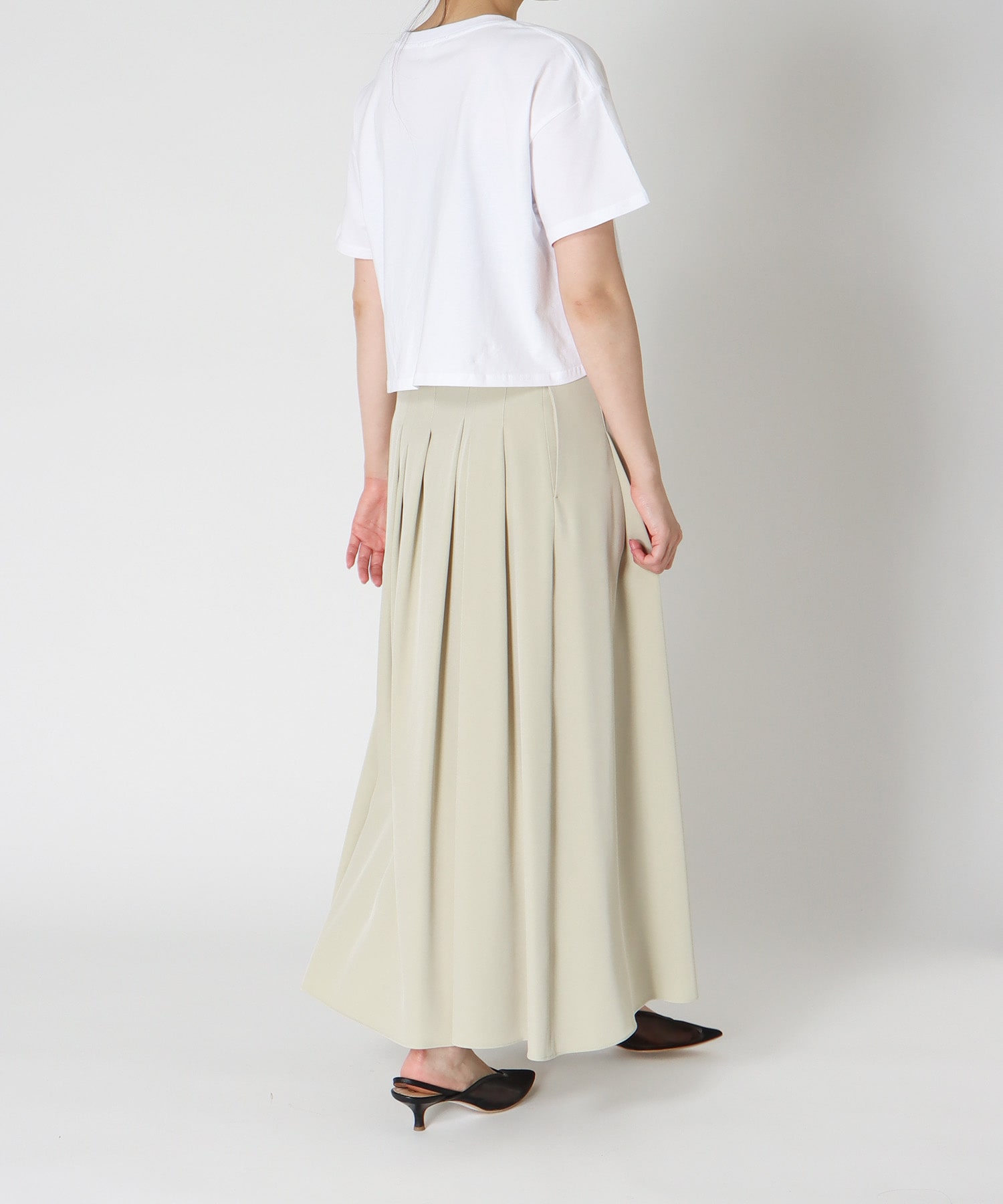 ＜BLACK SCORE＞MIU MIN CROPPED TEE