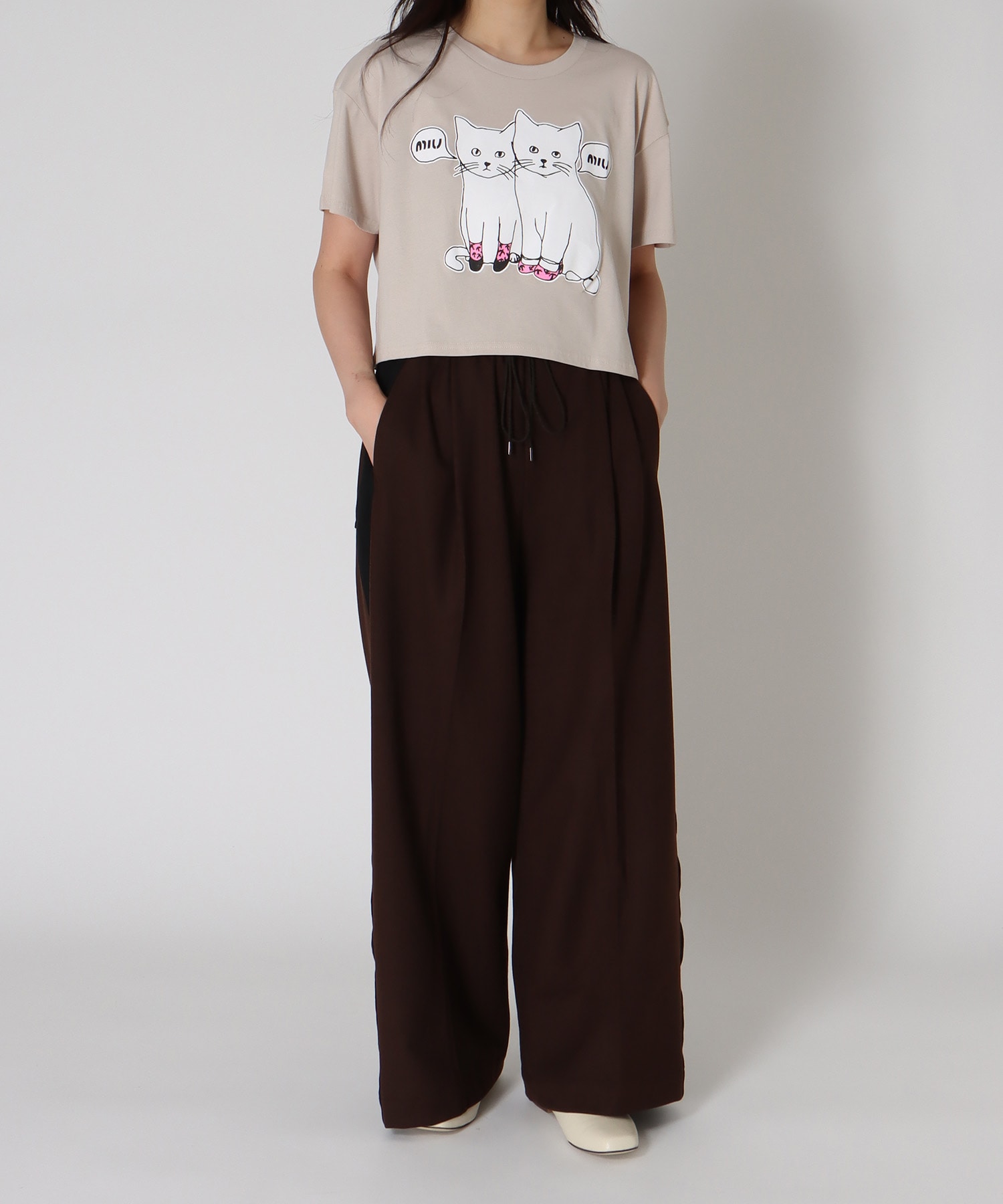 ＜BLACK SCORE＞MIU MIU CATS CROPPED TEE