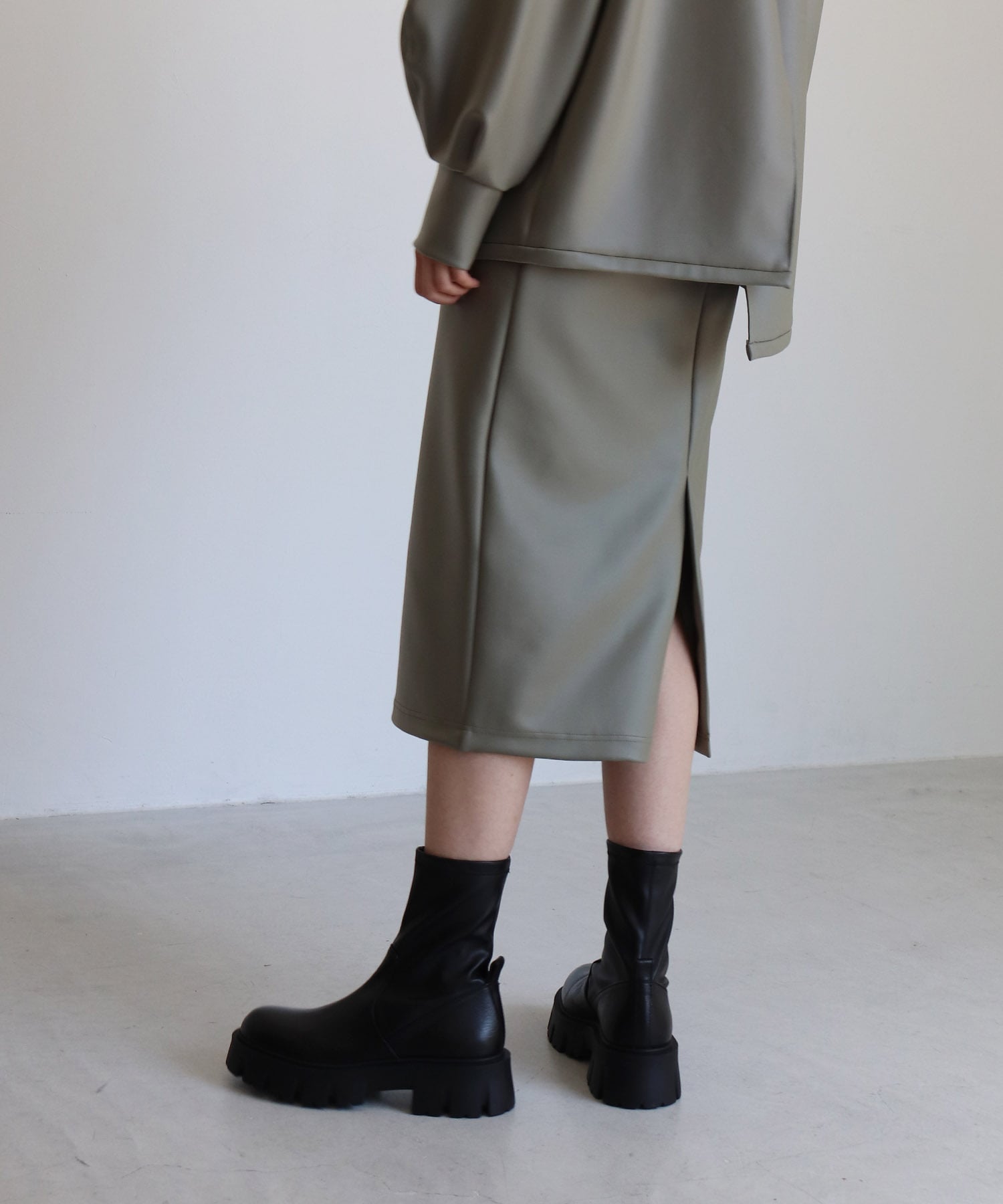 leather like midi pencil skirt