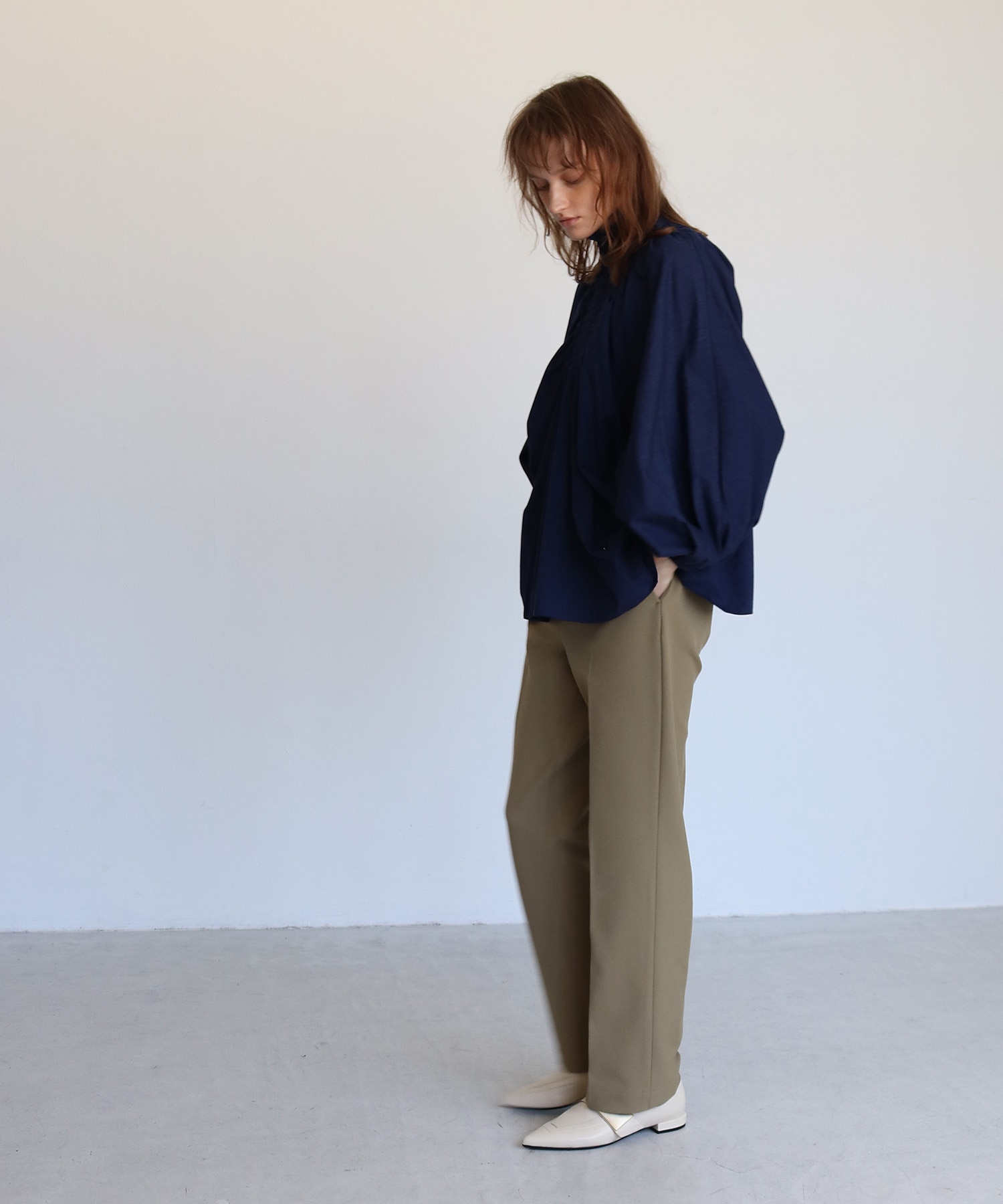 TR back warm straight pants | AND ON JIONE STORE（アンドオン