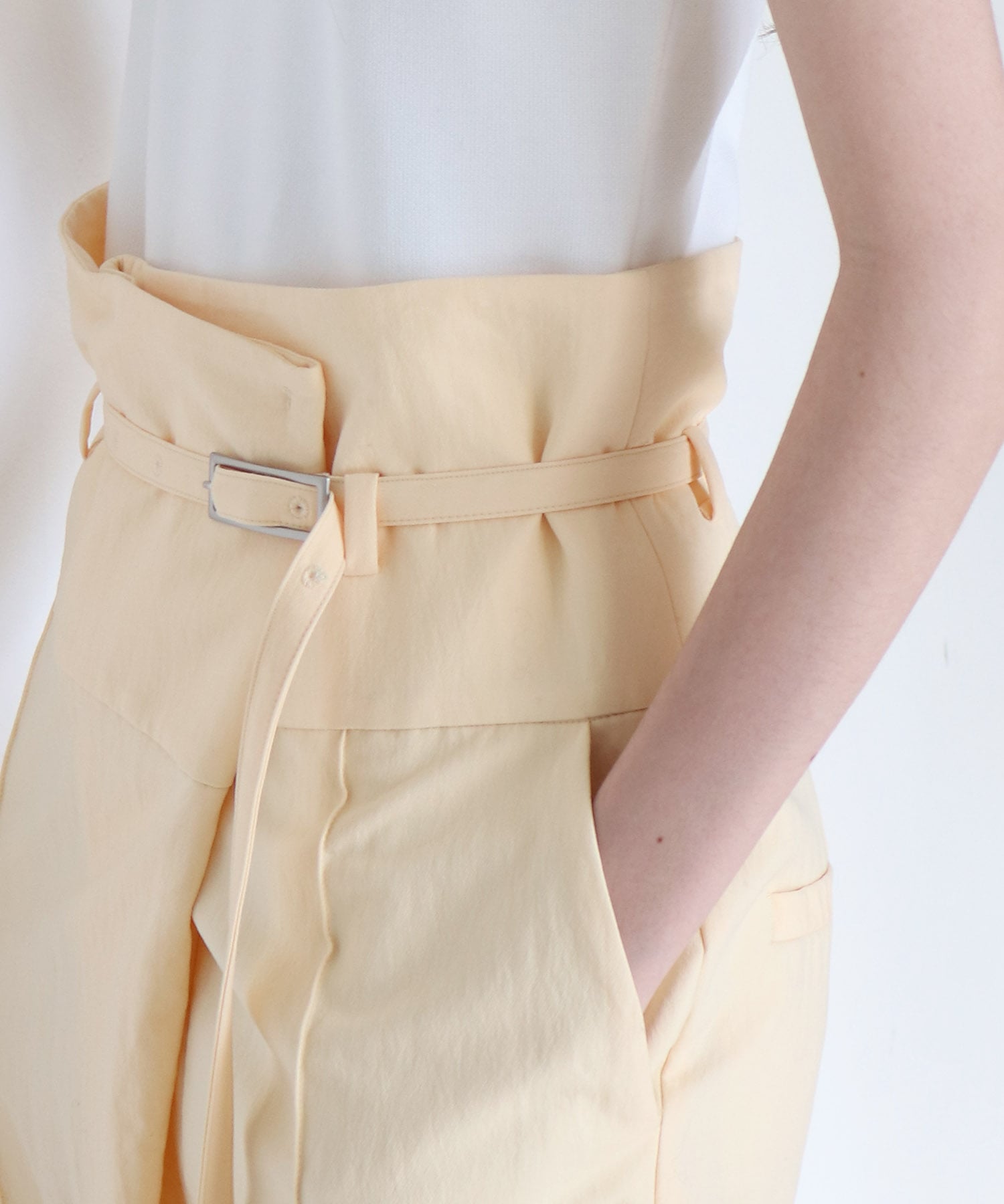 high waist pin tuck pants
