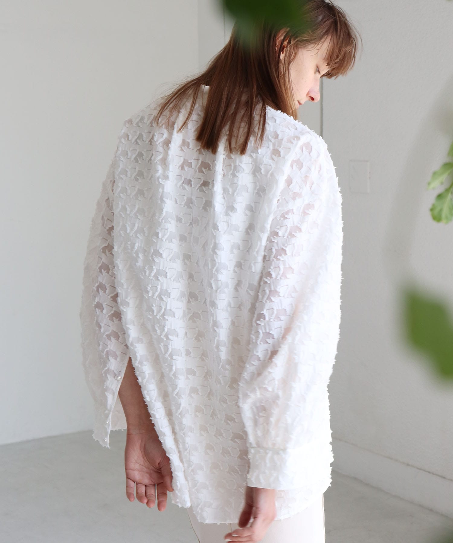 cut jacruard 2way sleeve over blouse | AND ON JIONE STORE 
