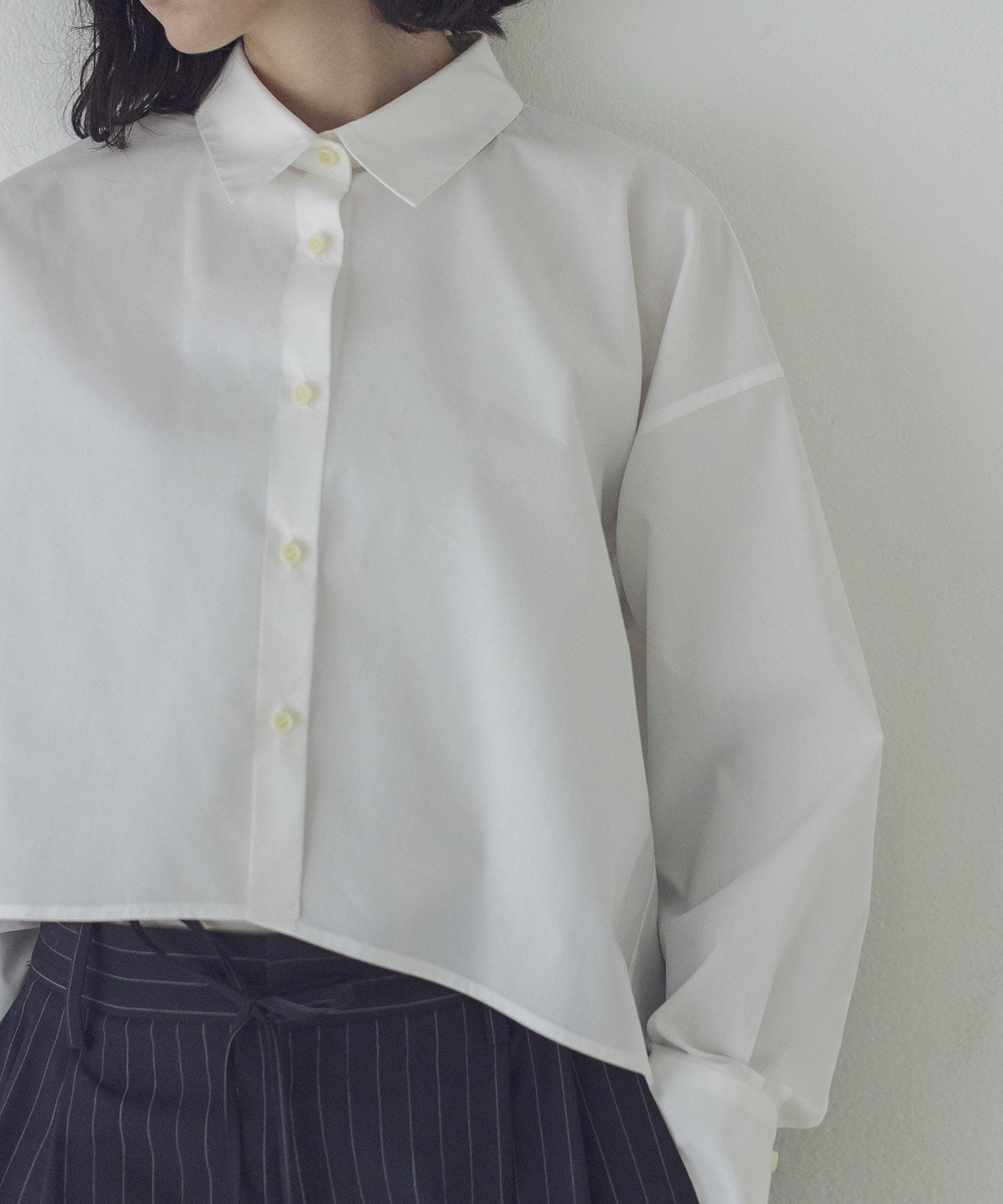 cotton white midriff shirt(コットンミドリフ丈シャツ)-