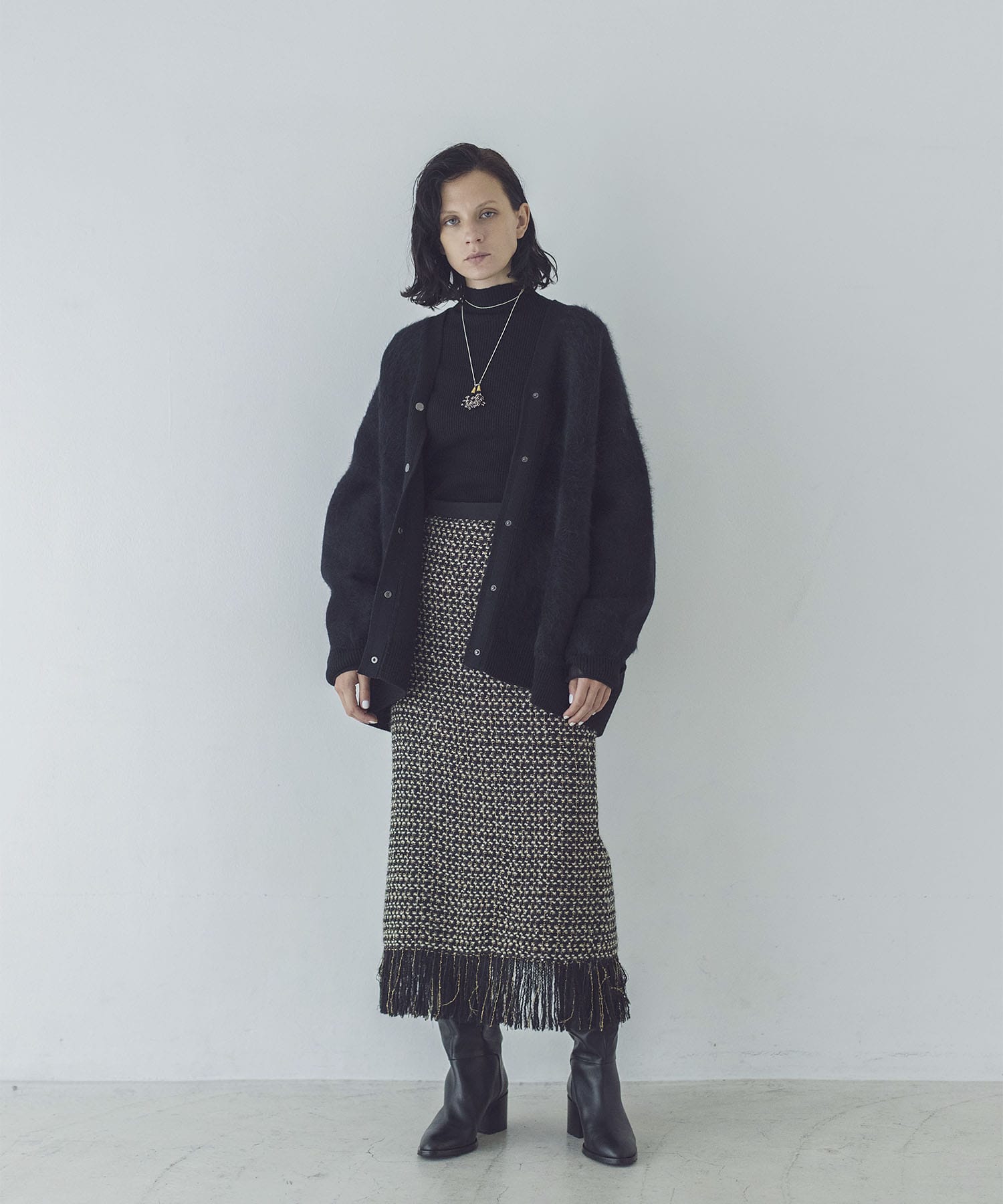 tweed long fringe tight skirt