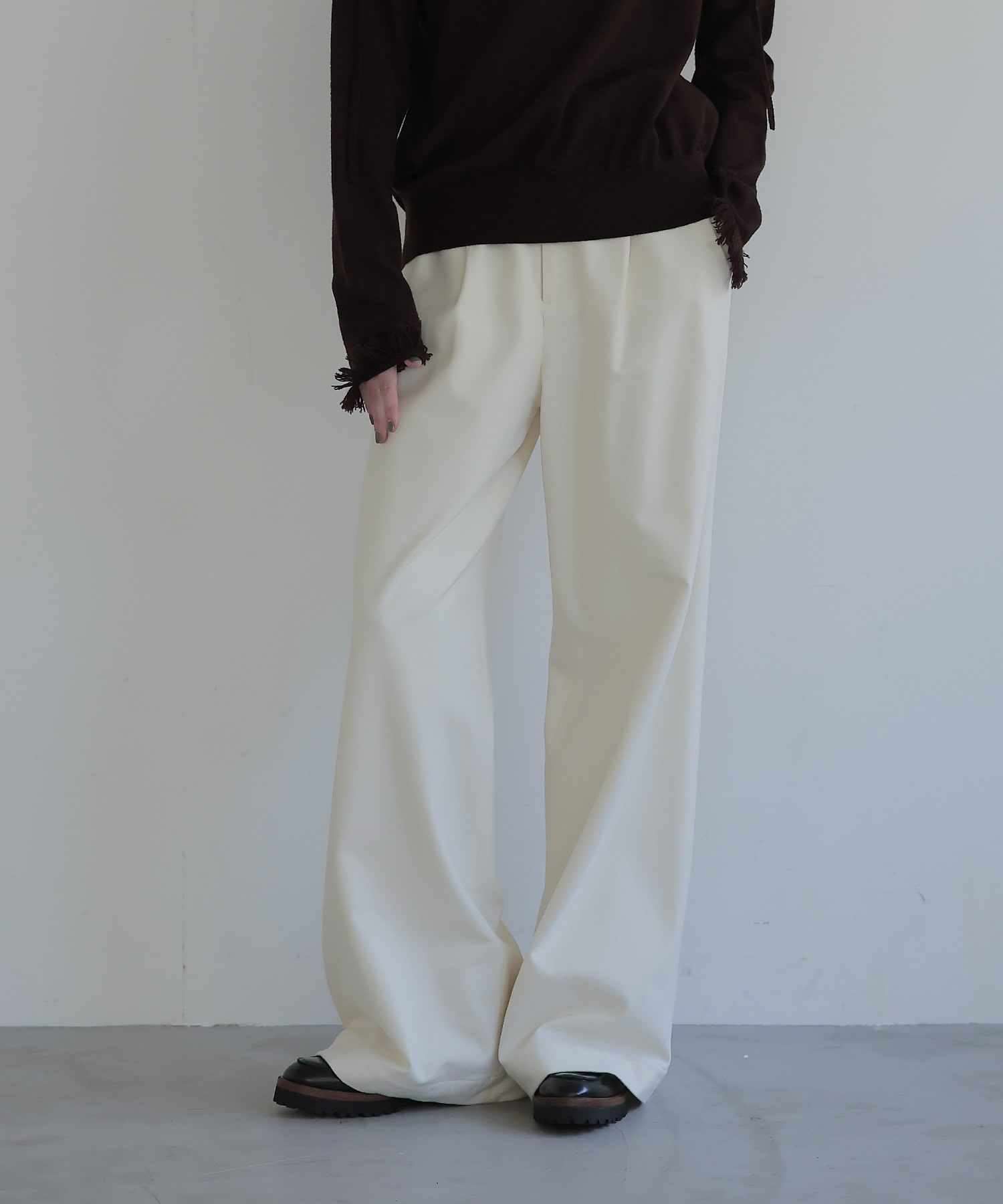 TR both side warm wide pants | AND ON JIONE STORE（アンドオン）ジオン商事公式オンラインストア