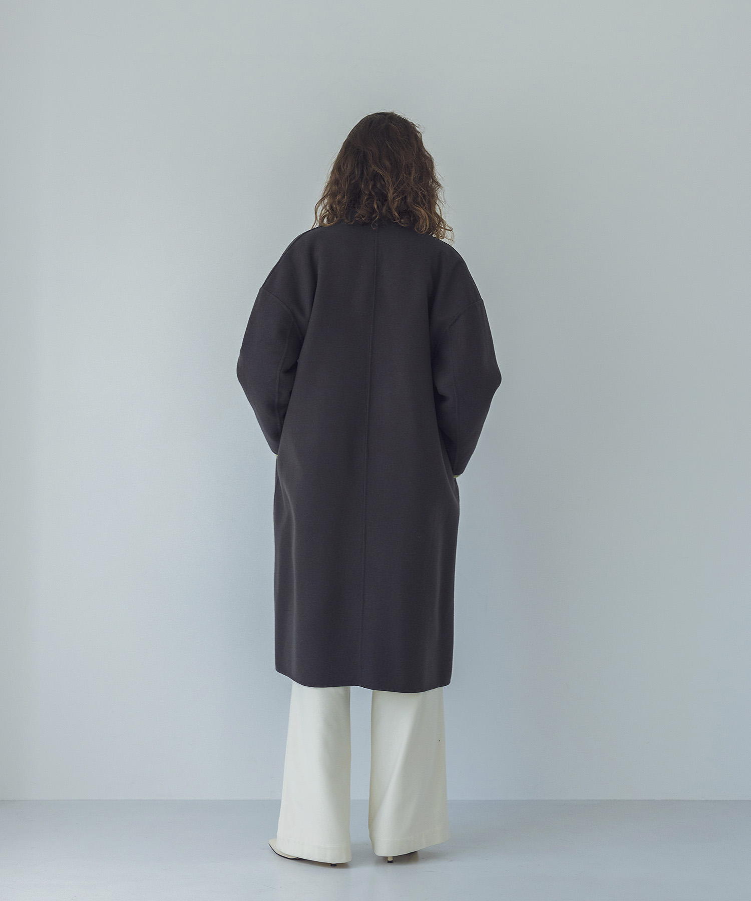 rever melton swan collar long coat | AND ON JIONE STORE